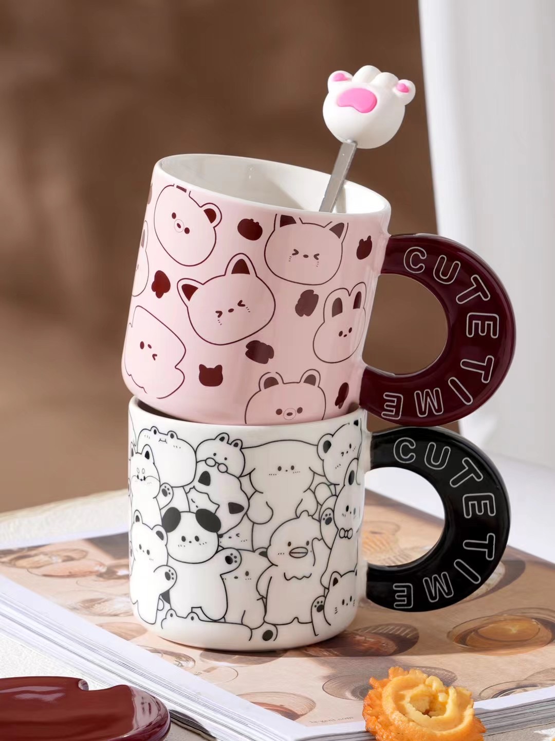 Pink heart-shaped cat coffee ceramic cup and saucer ceramic cup Specification image