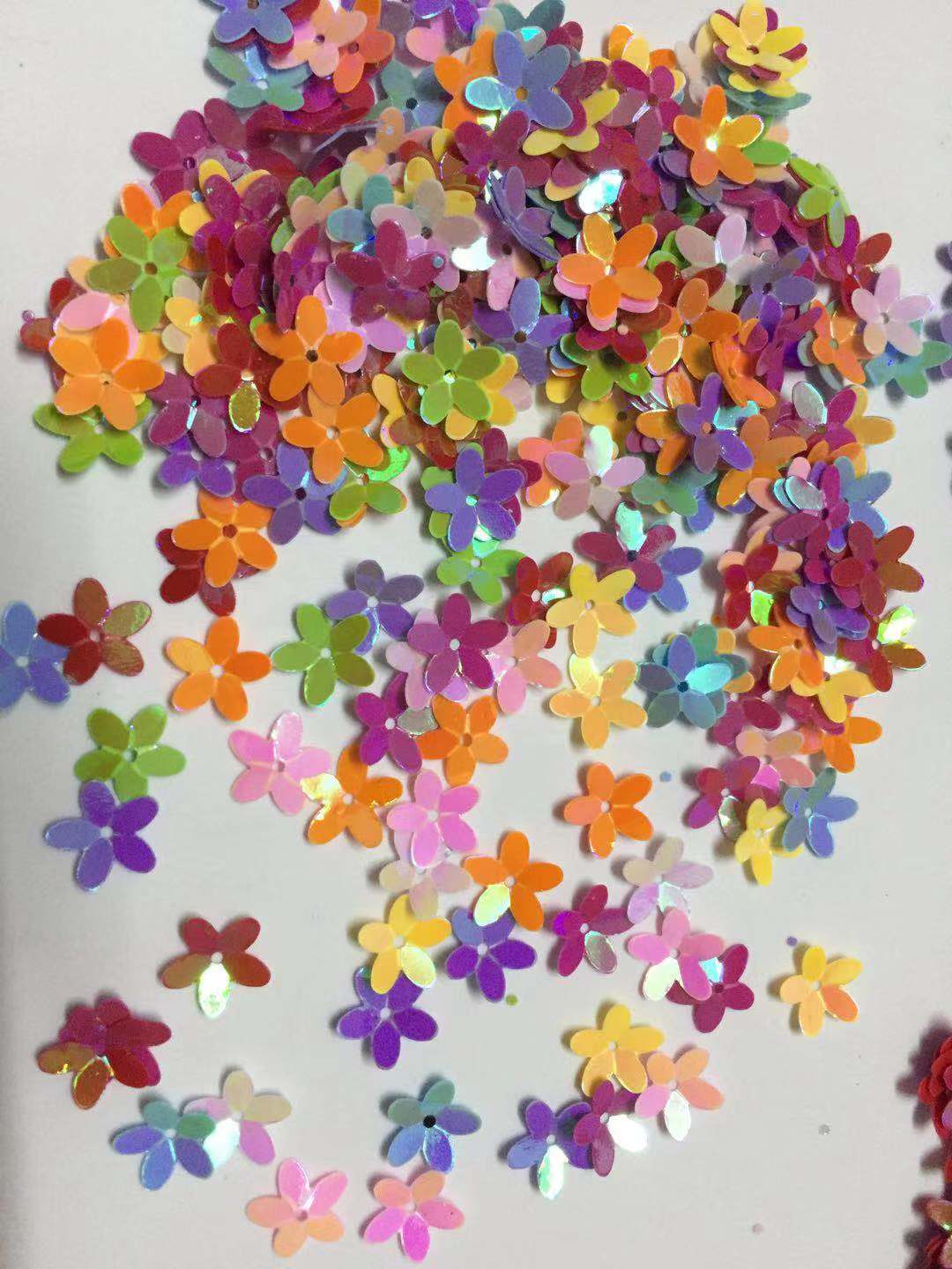 10MM五叶花凹亮片花朵，饰品配件，服装配件，DIY手工制作配件，工艺品配件500包装