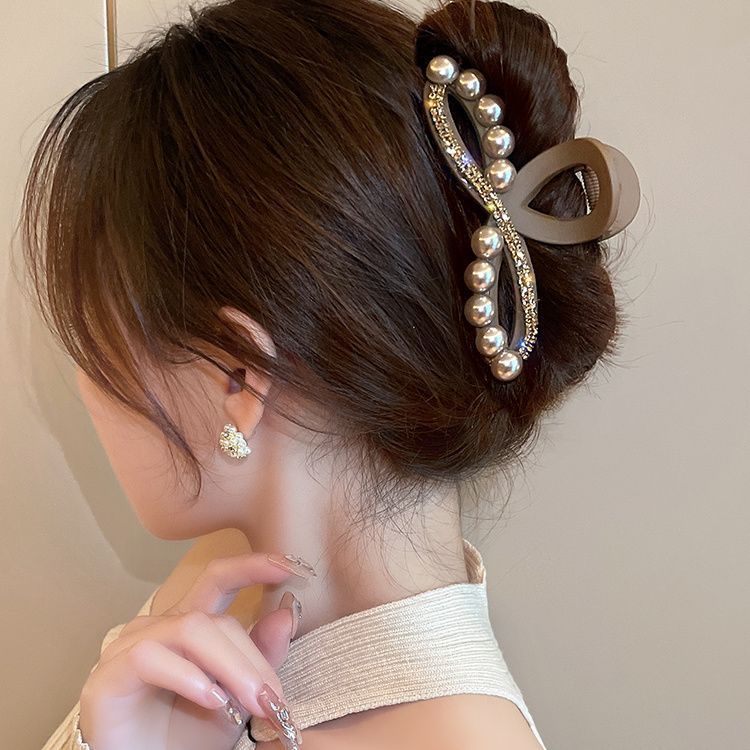 Acrylic coffee-colored pearl rhinestone at the back of the head, new updo, shark clip, large hair clip, hairpin, headwear, and gripper details Picture