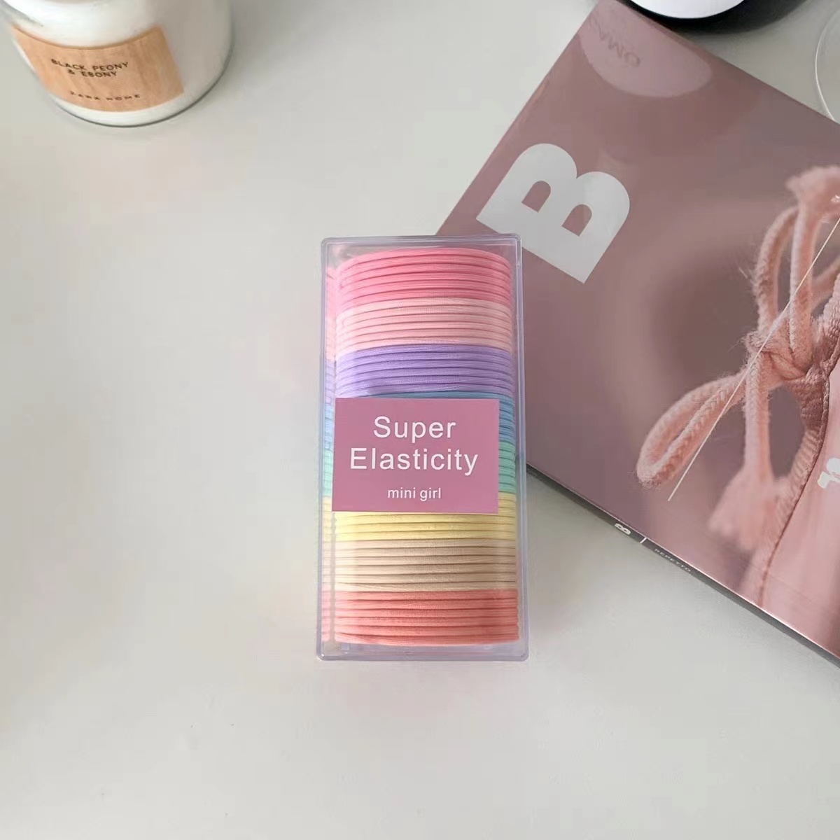 The hair accessory is beautiful, elegant and of high grade, with a nice color detail image 2