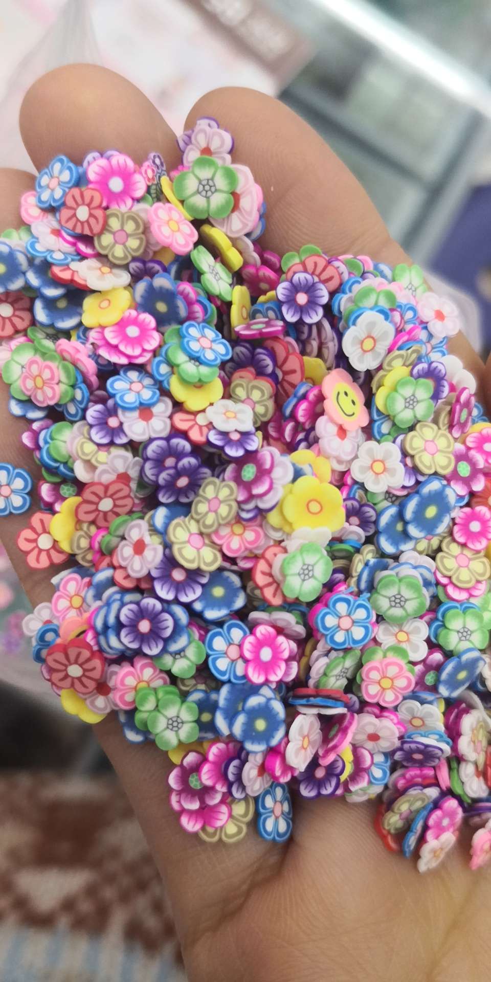 5MM soft clay plum blossom slices, DIY handcrafted accessories, jewelry accessories, early childhood education handcrafted accessories, handicraft decorative accessories, 500g packaging detail image 7