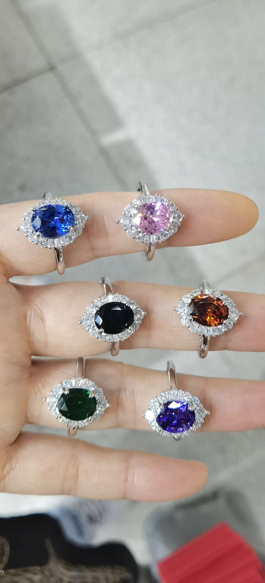 手饰精品 银戒指女个性款 不锈钢戒指耐磨 合金戒指设计独特 男士戒指玉石镶嵌 高档饰品戒指系列