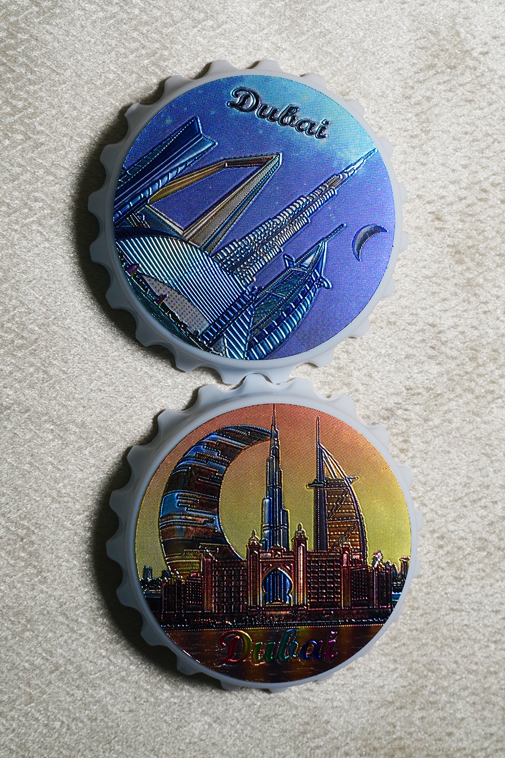 仿真摇摆莲花灯/镜子工艺品/圣诞节日葡萄串挂饰/地球仪/太极武术扇白底实物图