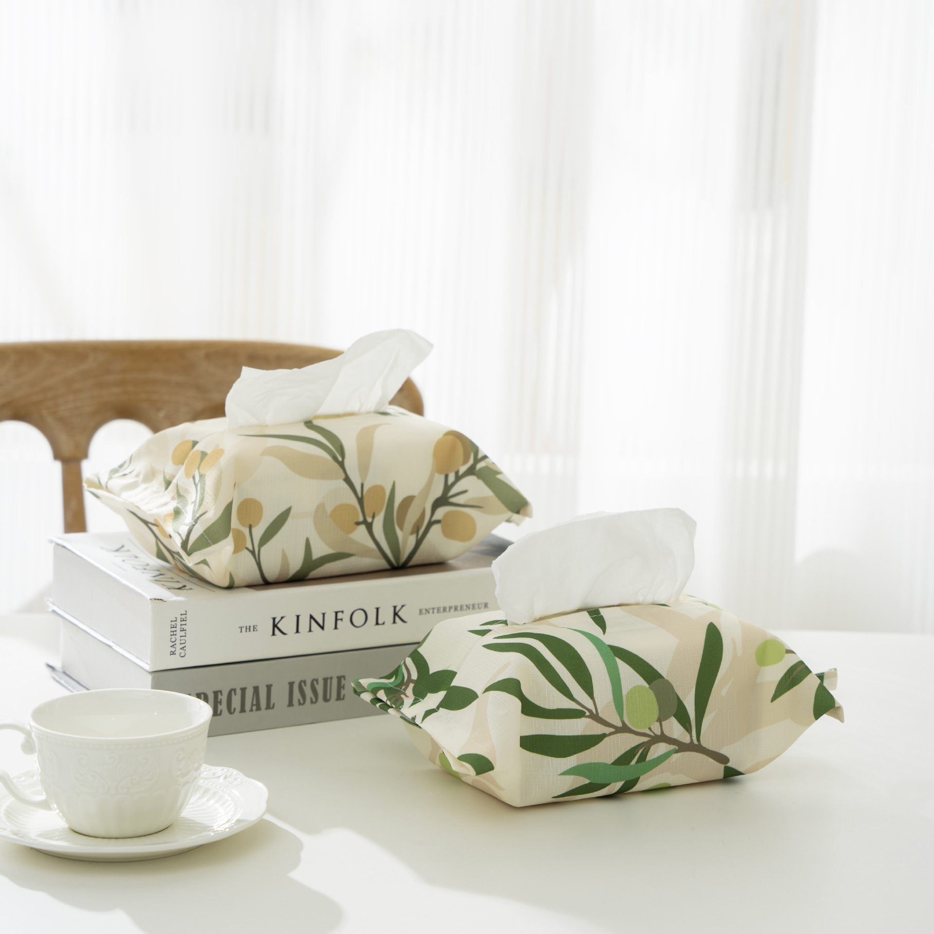Light luxury and high-end living room tissue box, bathroom tissue box, napkin box, car wall-mounted portable tissue bag details Picture