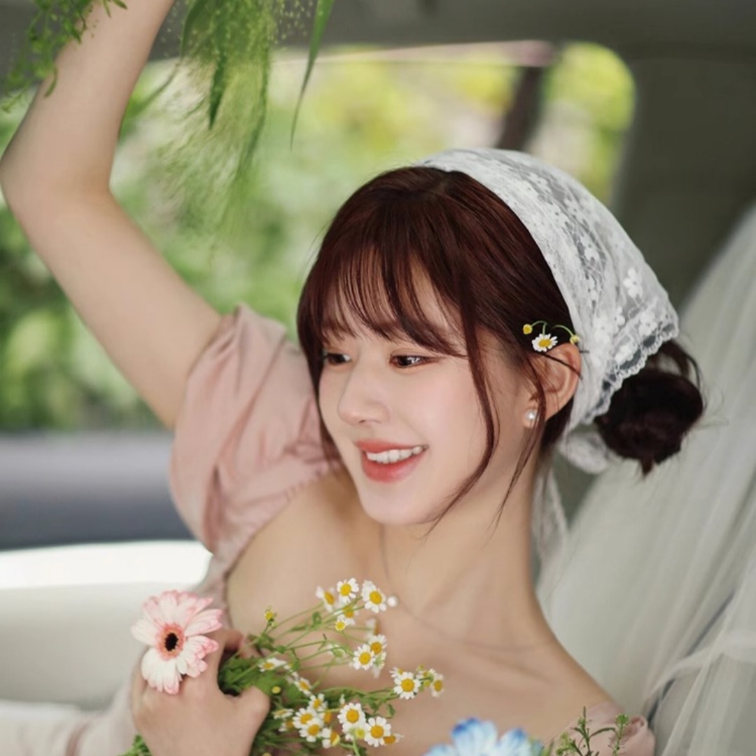 赵露思同款白色蕾丝花朵三角巾头巾发带田园风森系丝巾甜美可爱