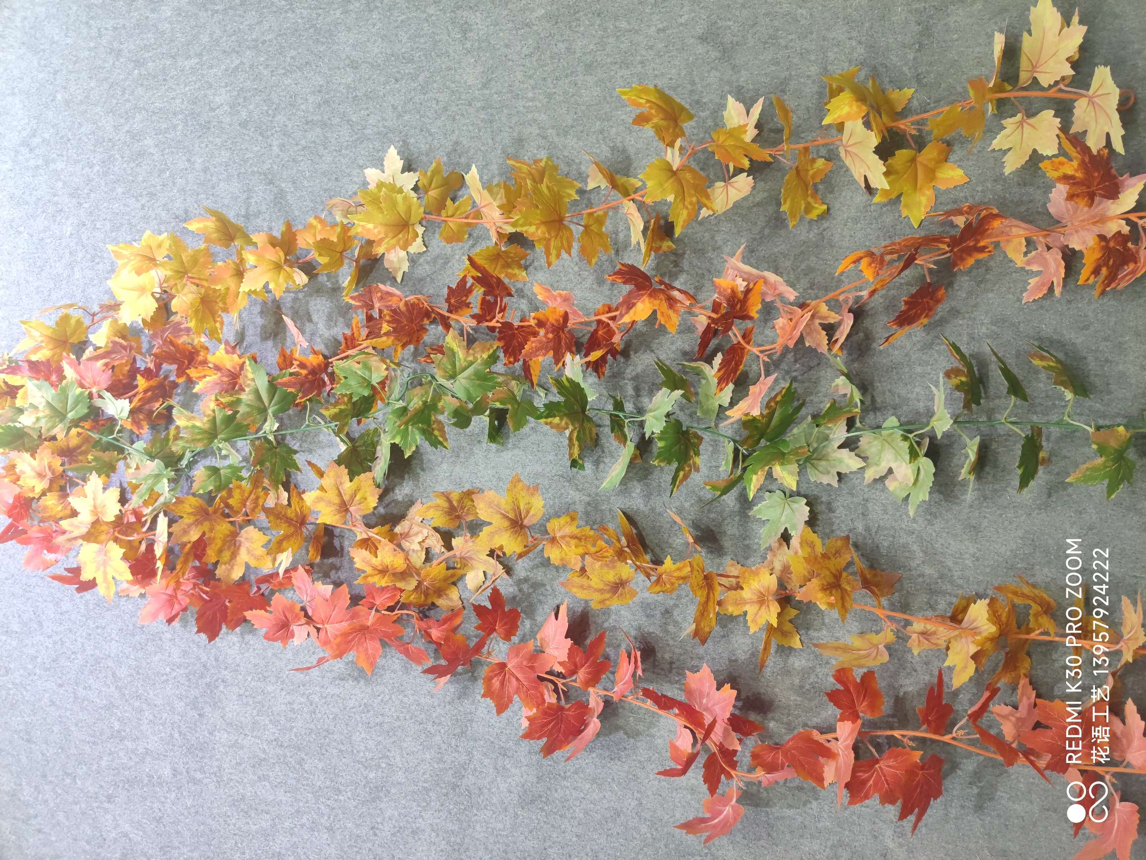 Artificial Maple Leaf Artificial Fall Color Small Bundle Halloween Thanksgiving Decoration Autumn Artificial Plant Cloth Leaves Fake Flowers undefined