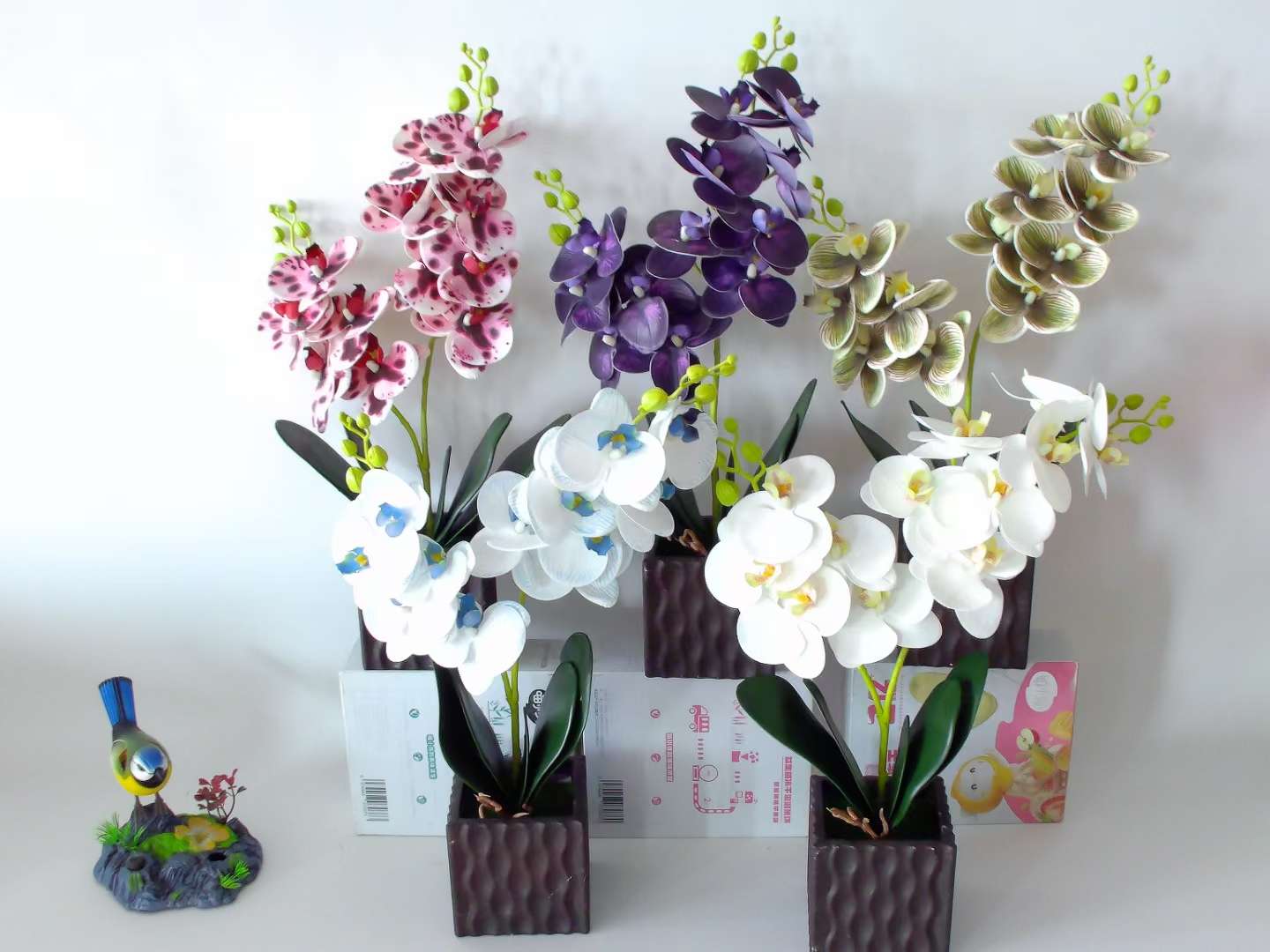 Simulation Of Two Lilian Straight Basin Bonsai Home Wedding Decoration Office Desktop Potted Plant Wholesale Item Picture
