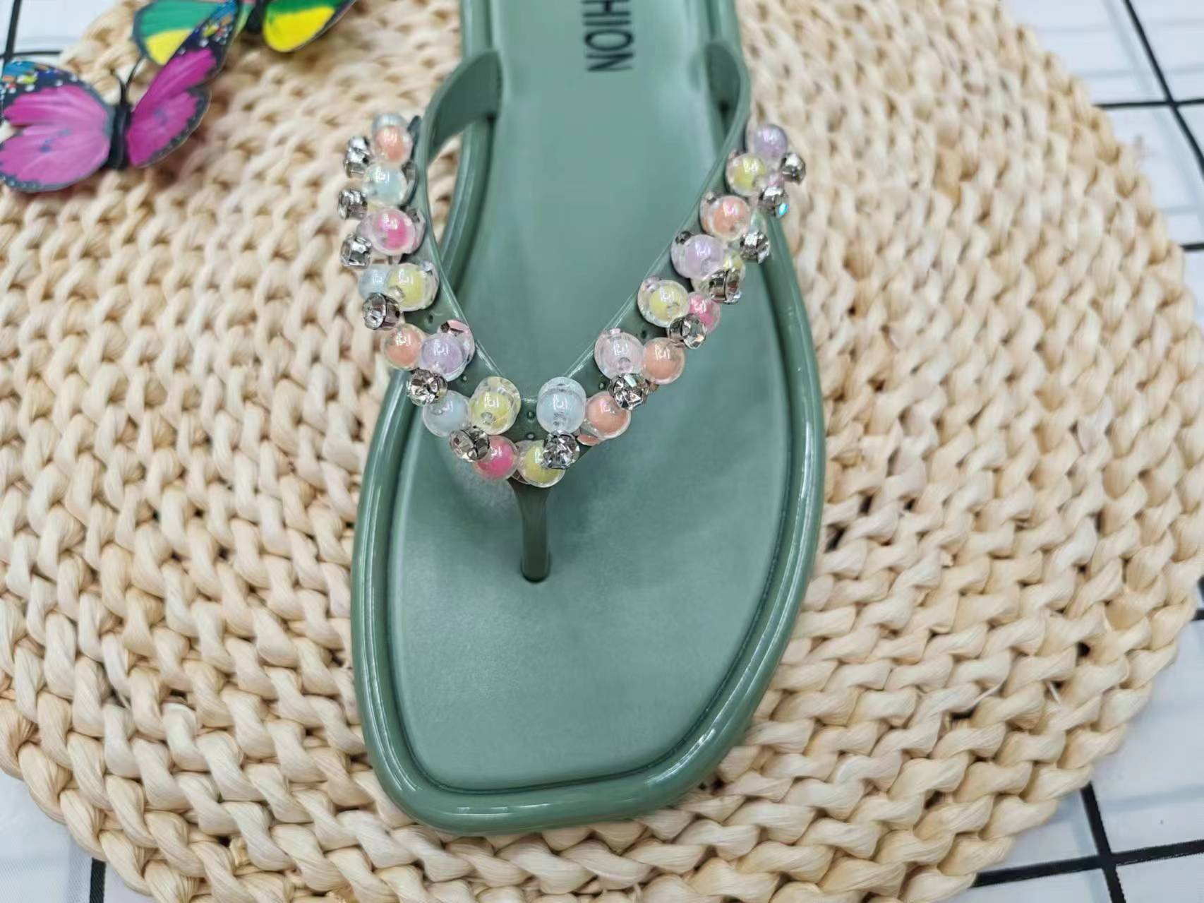 Summer fashion outerwear flip-flops details Picture