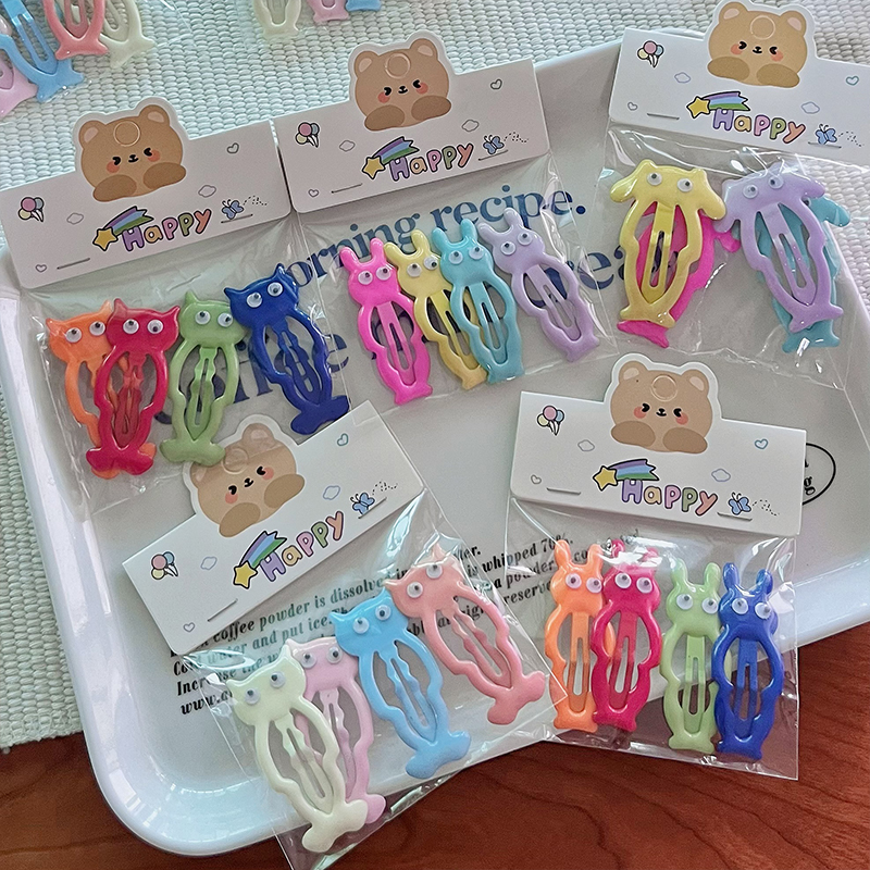 New children's bb clips with cartoon doll patterns, cute hair clips, dopamine headwear, side clips, Japanese-style hair accessories for women Application Scenario