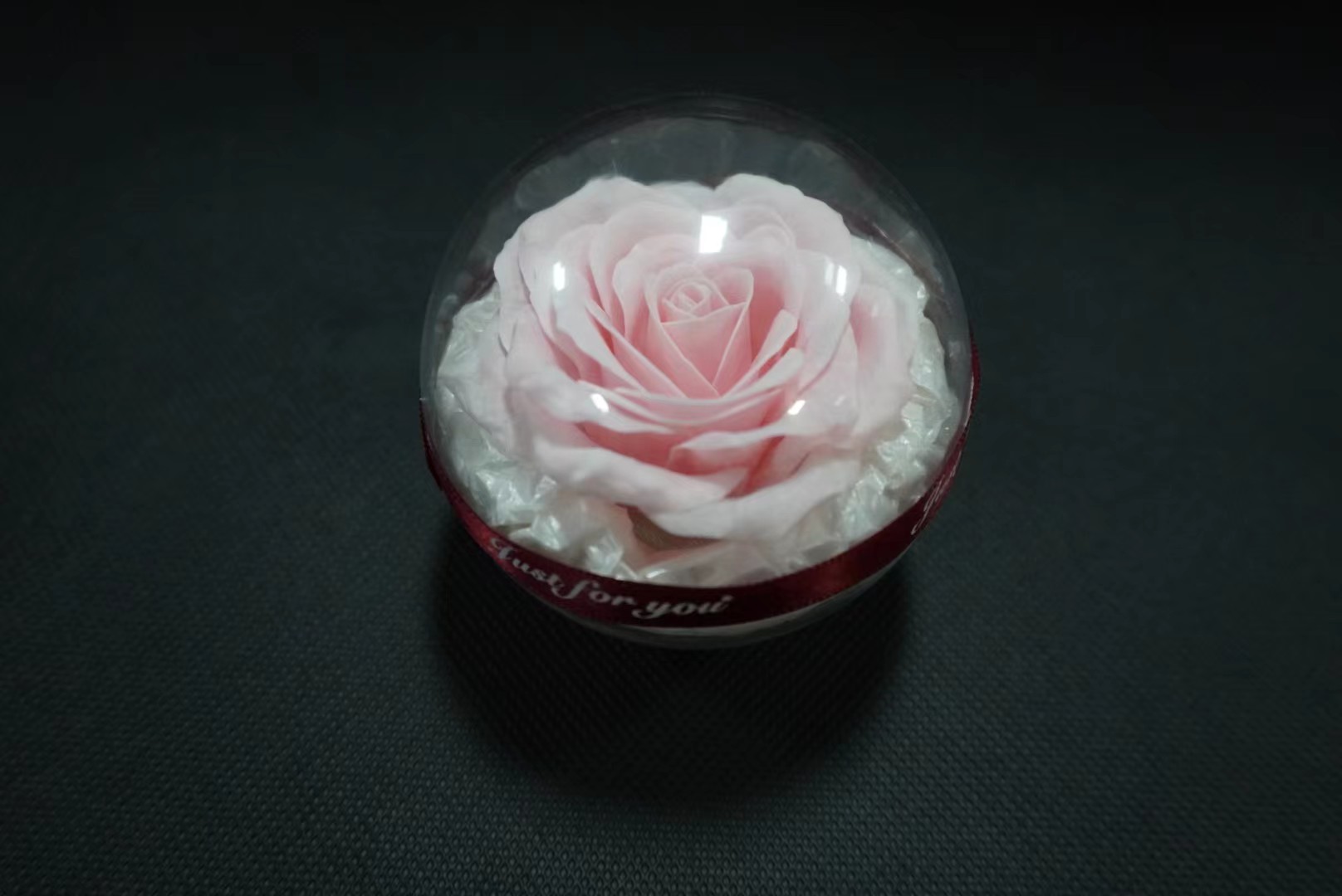 Valentine's Day and Teachers' Day everlasting flower rose poke ball New giant acrylic transparent gift box Valentine's Day gift wholesale soap flower Specification image