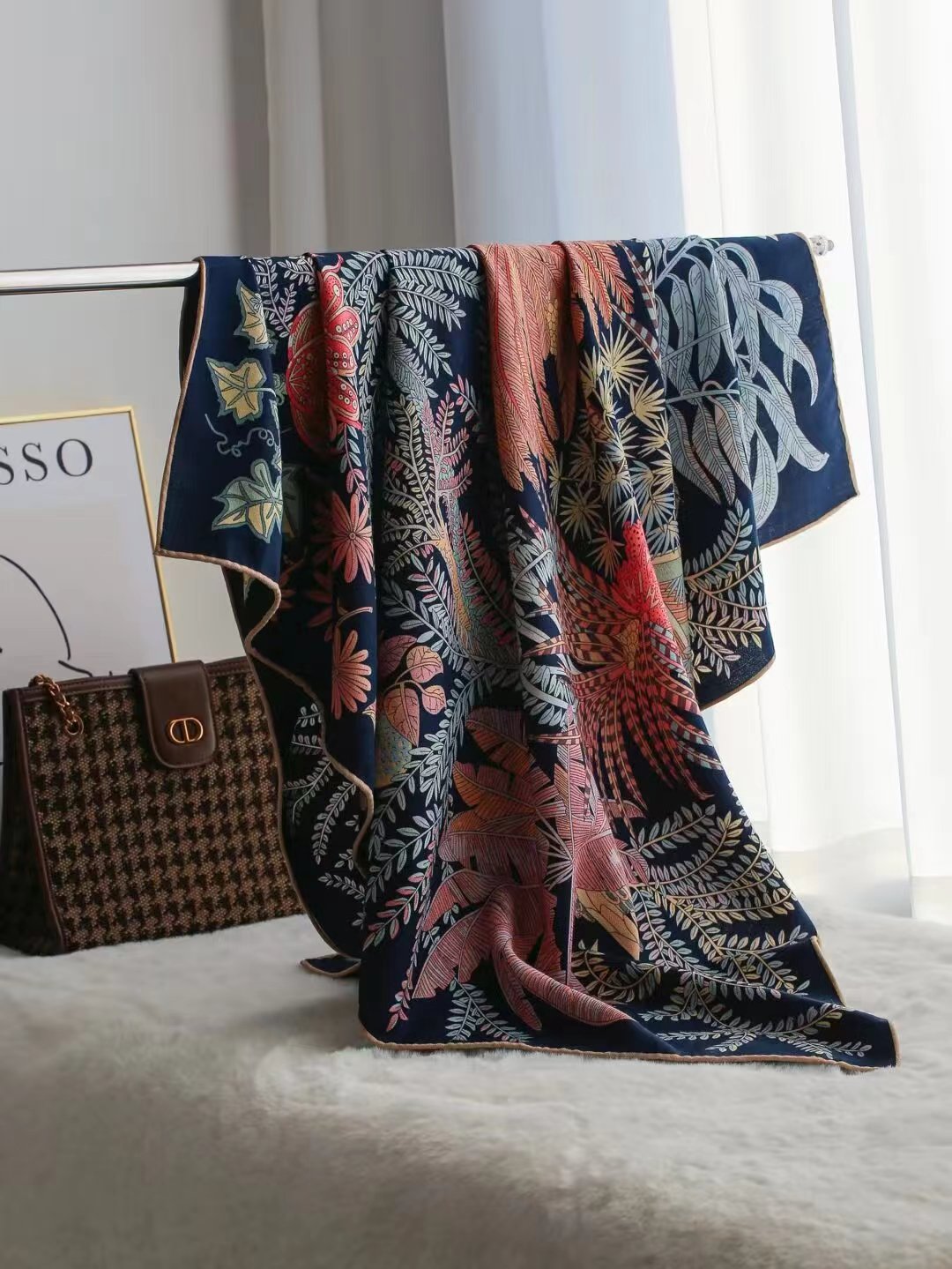 135 Double Side Silk Wool Large Square Scarf Mulberry Silk Wool Silk Scarf Sunscreen Absorbent Fashion All-Match Shawl Scarf For Women Specification drawing