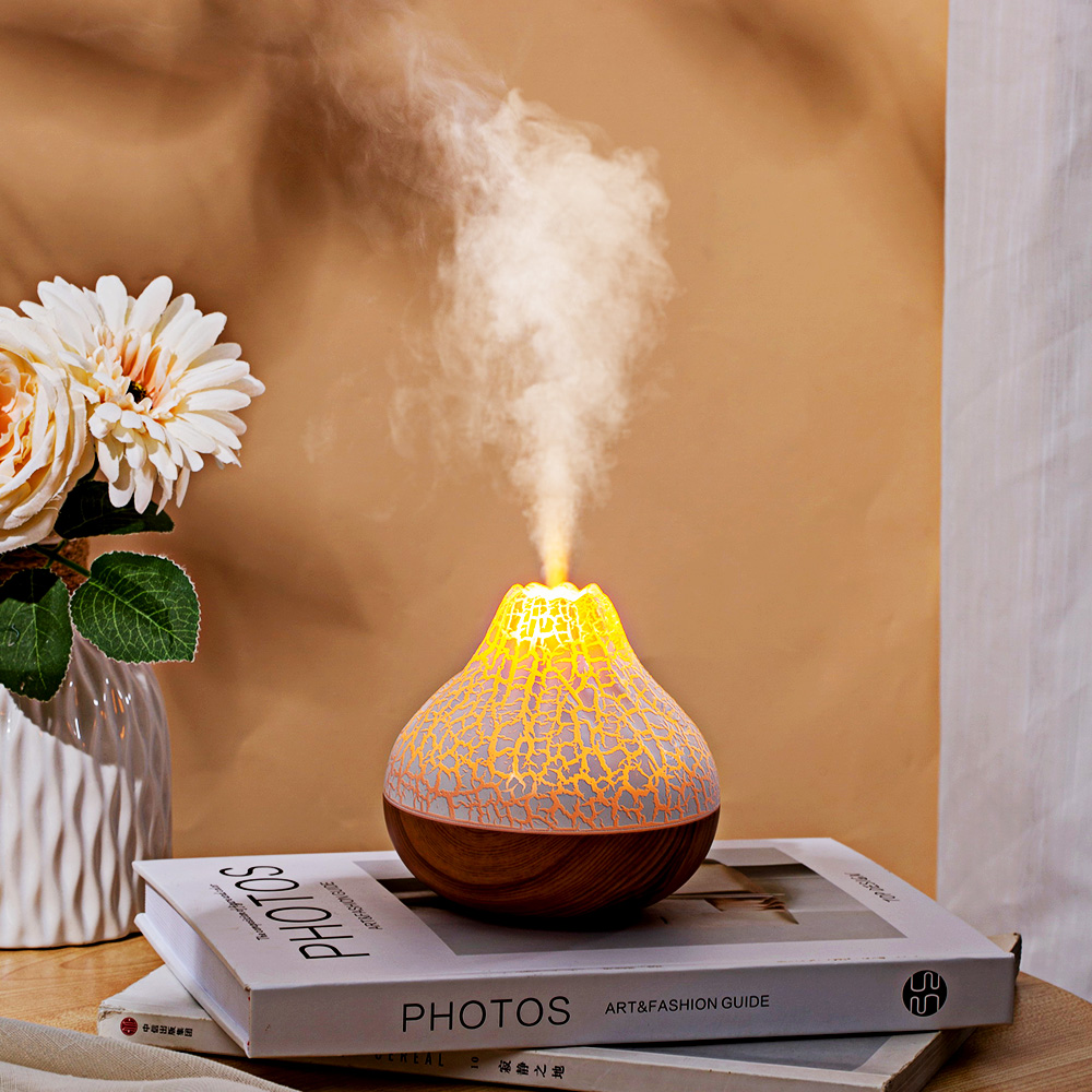 New Flame Volcano USB humidifier for home, bedroom, office, aromatherapy essential oil mini Seven-color crack humidifier