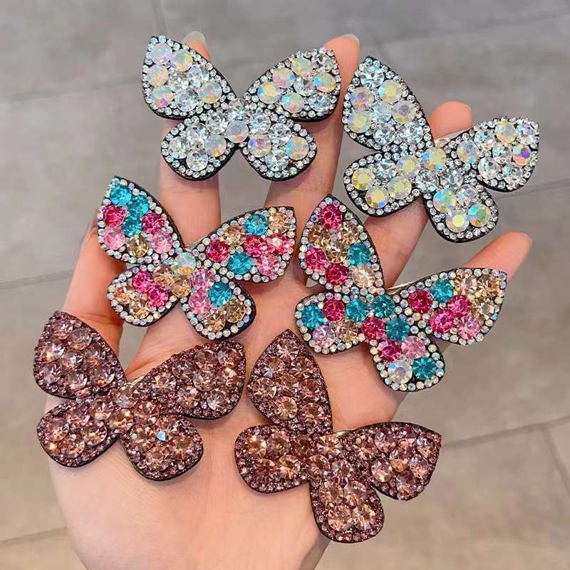 Children's hair accessories and rhinestone hair bands are versatile for women in summer