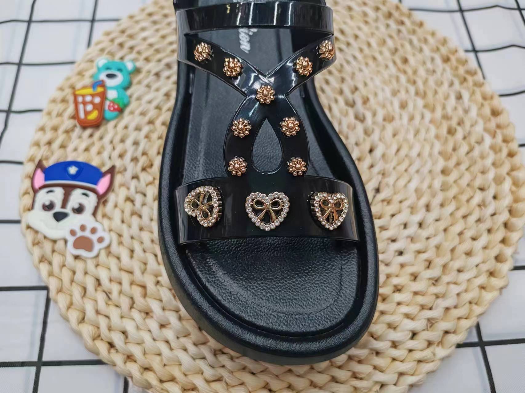 Thick-soled sandals are fashionable and high-end summer sandals for women details Picture