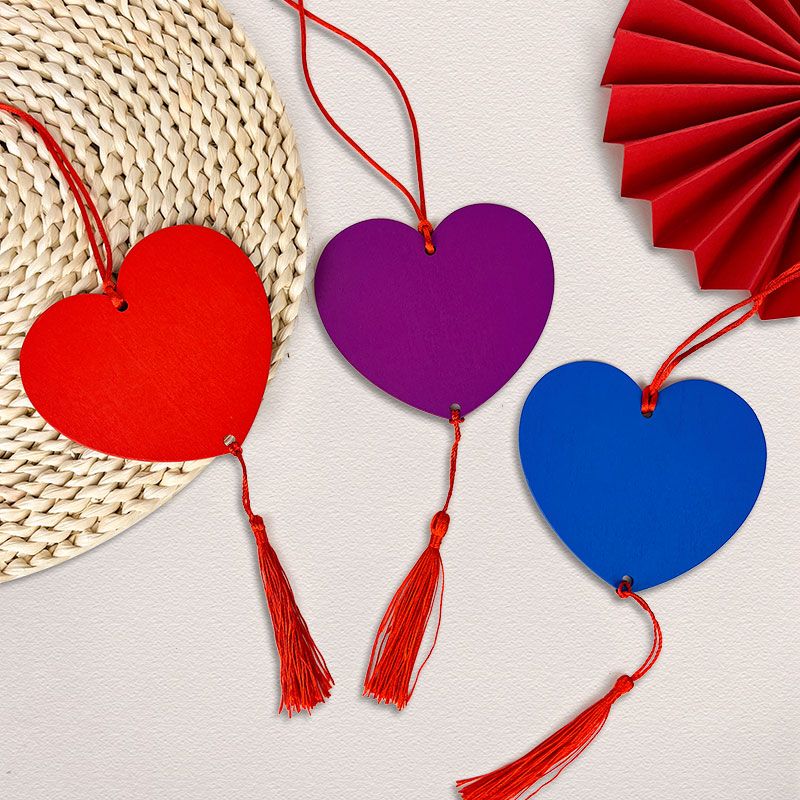 Wooden waterproof heart-shaped wish plaque, scenic area message wish decoration, wish hanging plaque, heart-shaped waterproof handwritten detail image 3