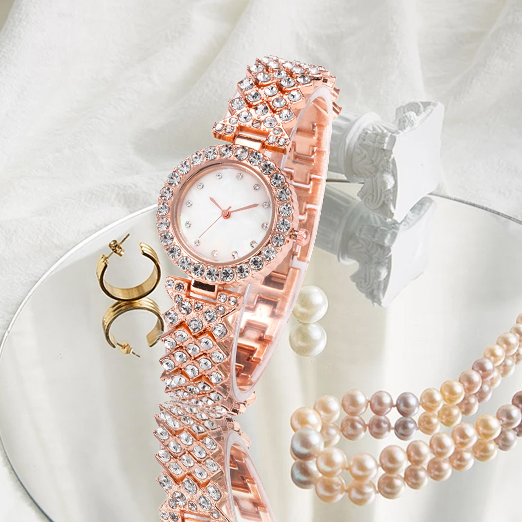 Full Diamond Fashion Women's Watch Diamond Shell Face Student Watch Bracelet Watch Casual All-Match Girls Watch details Picture