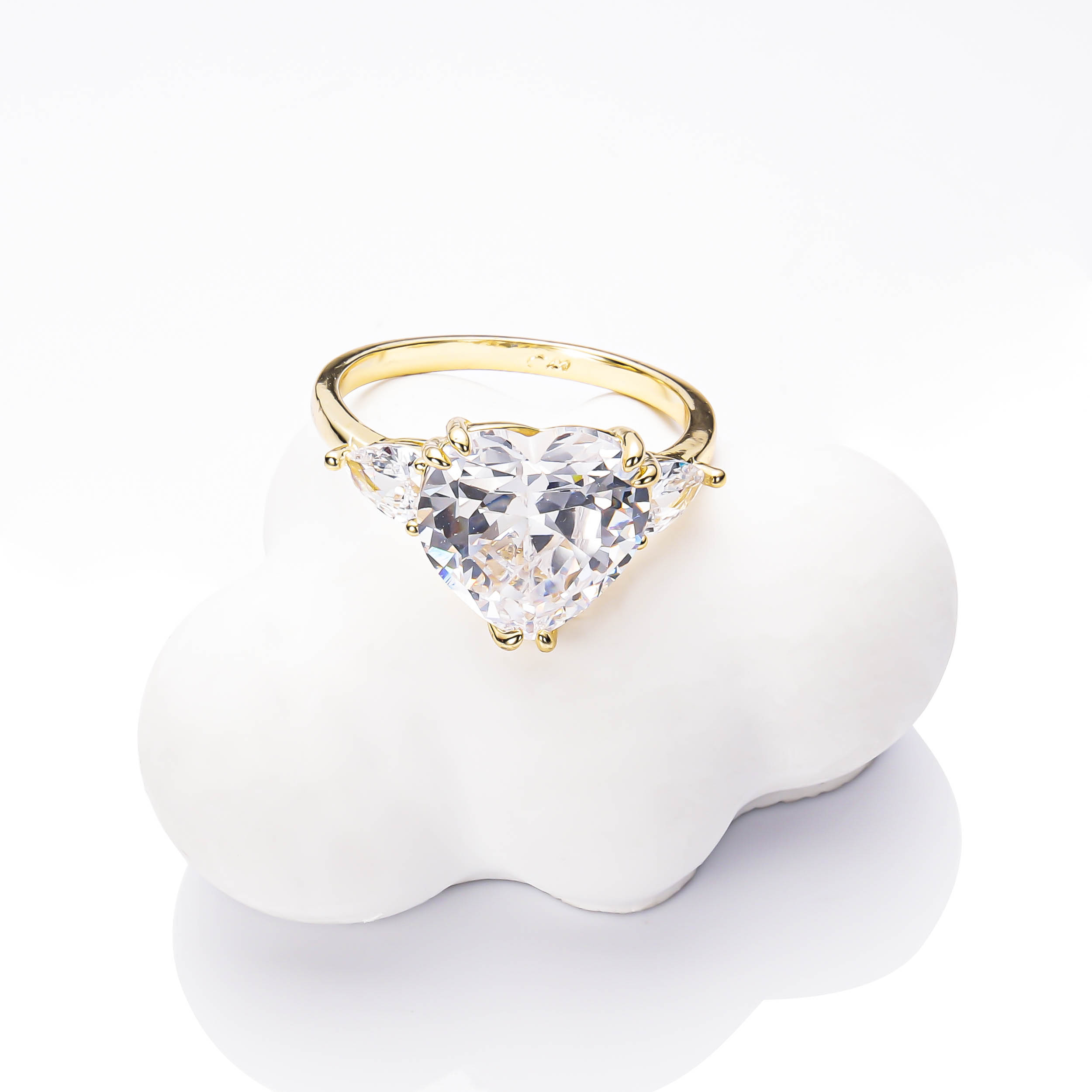 Wedding rings, zircon wedding rings, engagement diamonds, women's fake couple rings, proposal couple diamond rings, zircon Item Picture