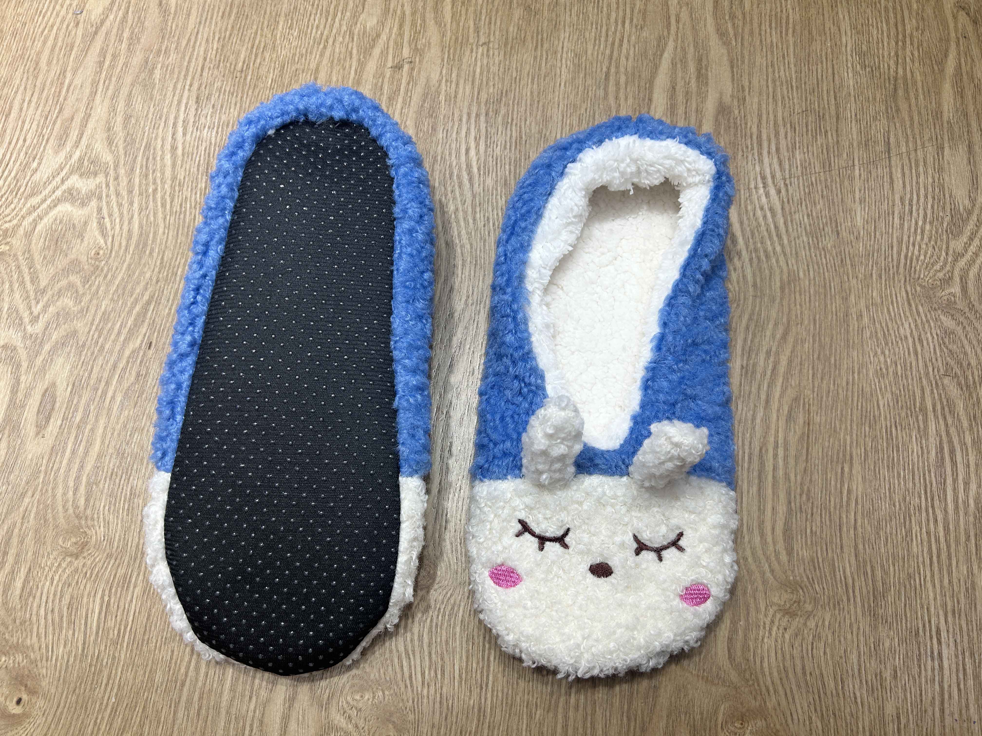 跨境卡通男女室内地板鞋袜套 家用充气城堡配套袜子 温馨舒适防滑耐磨详情4