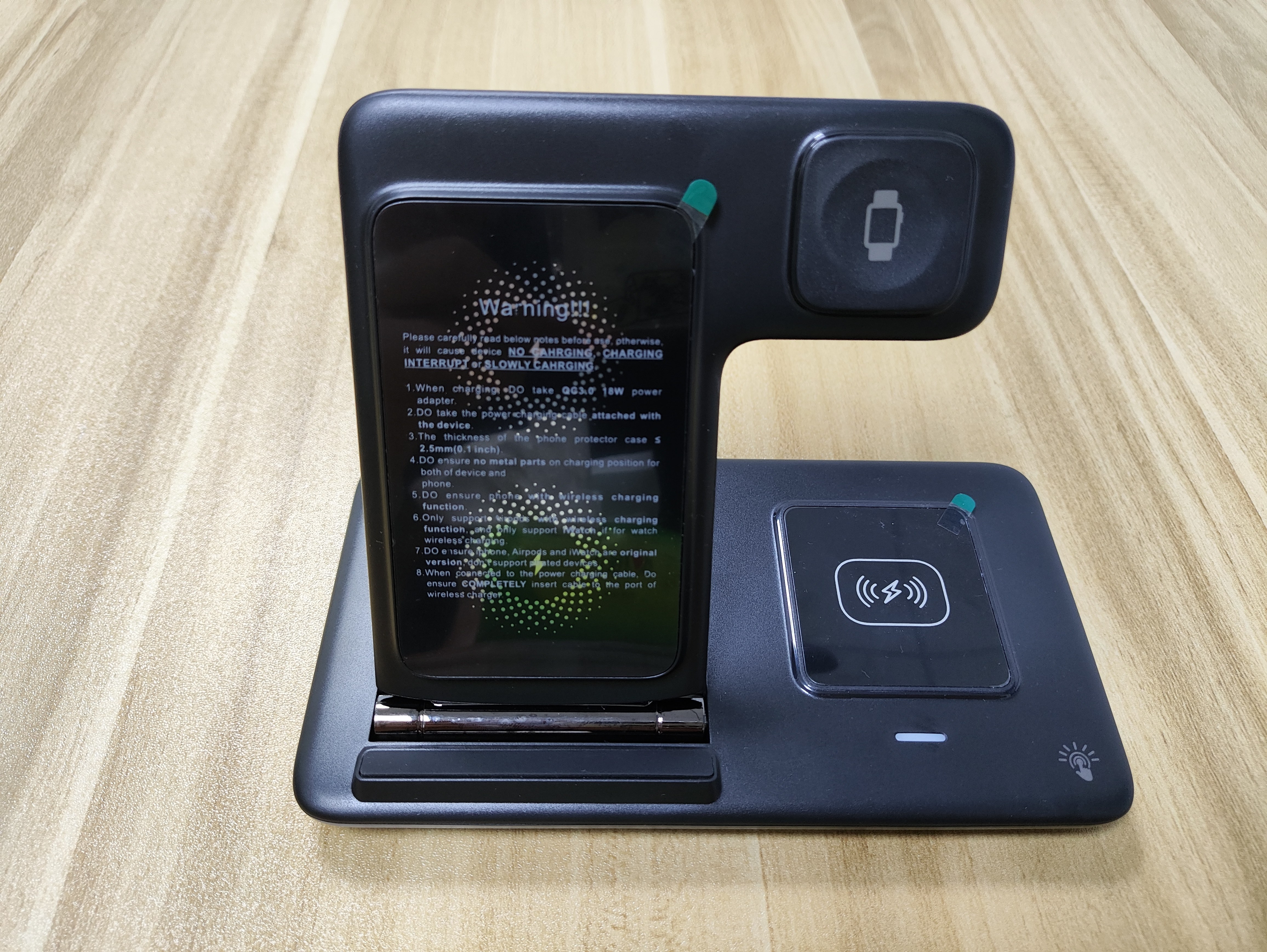 Three-in-one foldable wireless charging desktop stand and mobile phone selfie stand pic 5