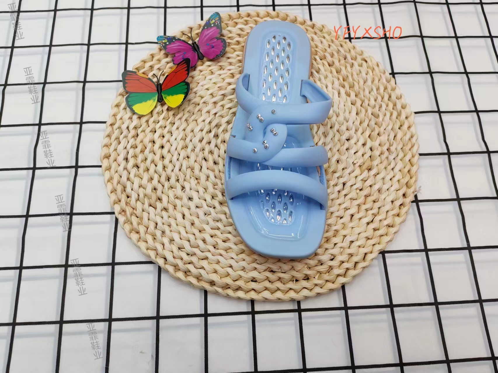 Summer style flat sandals