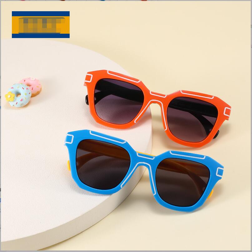 2024 New children's sunglasses, personalized square-framed fashionable sunglasses, children's UV protection glasses XT6128