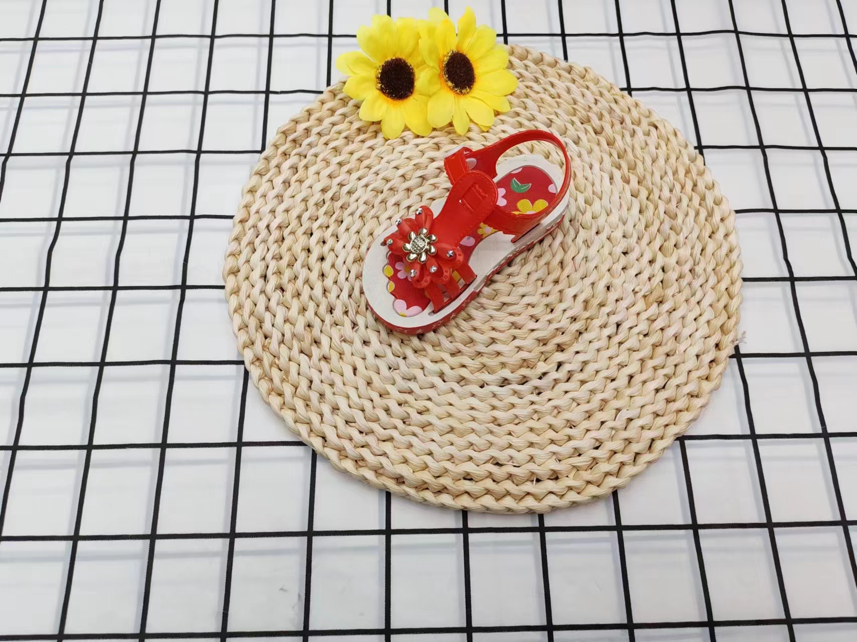 Summer children's fashionable sandals Specification image