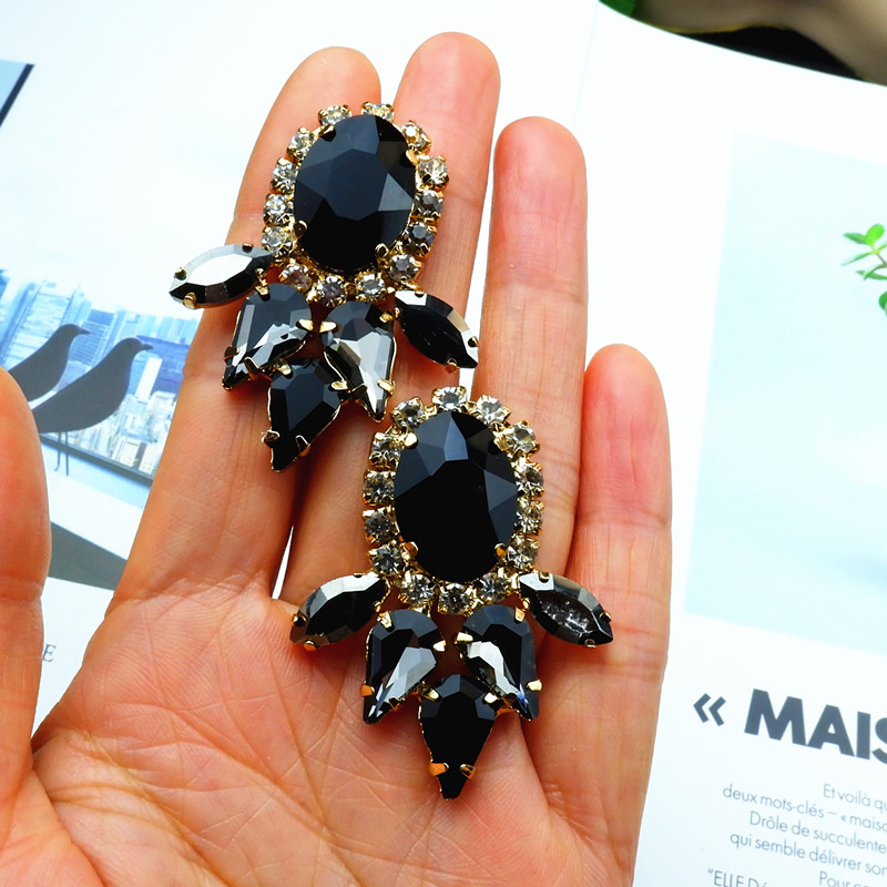 Europe And The United States Exaggerated Classic Black, White And Grey Crystal Glass Earrings Banquet Party Wear Earrings Earrings High-End Earrings Specification drawing