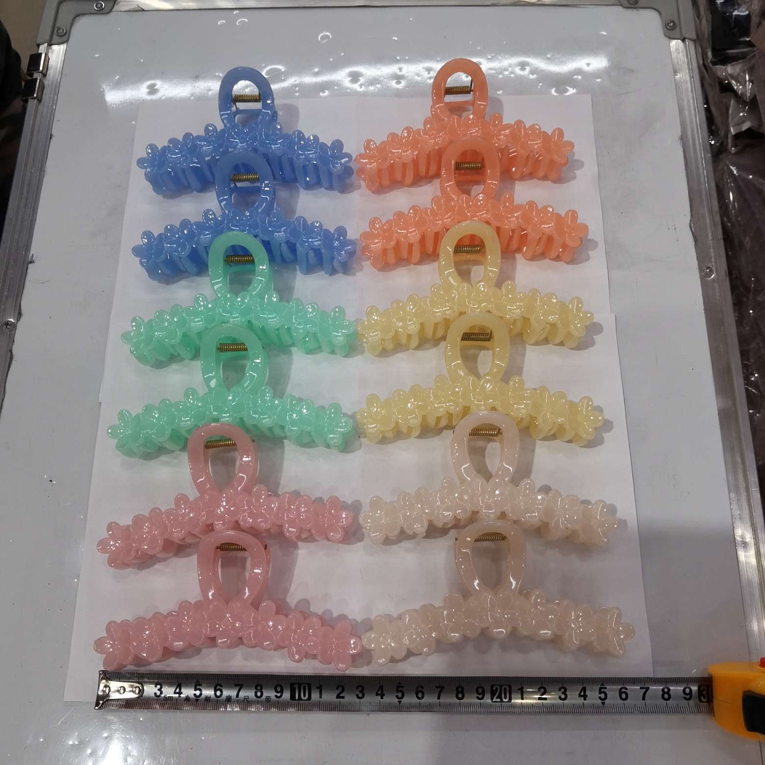 13 cm new spring, summer, autumn and winter jelly Seven-flower series scratch-off headwear with abundant hair volume detail image 5