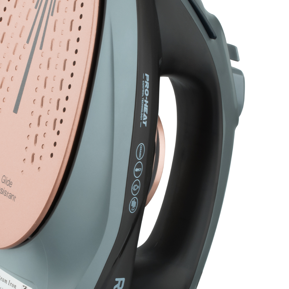 RAF European standard cross-border steam iron, household handheld electric iron, ironing machine, steam iron, water spray, multi-speed temperature adjustment Application Scenario