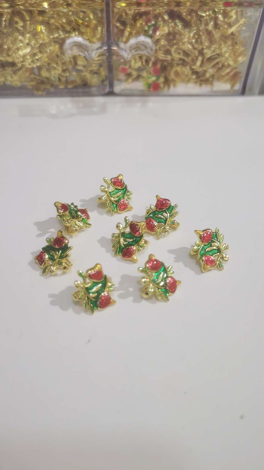 Fashionable and versatile hairpins and buttons for jewelry accessories