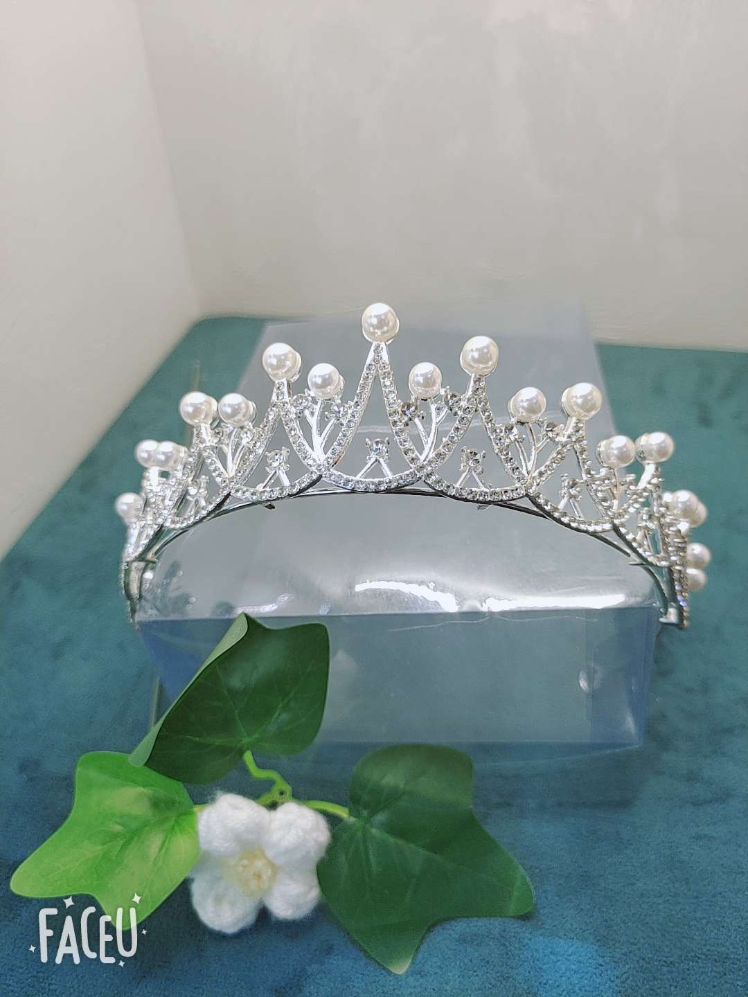 锆石皇冠发饰 高贵头饰 王冠饰品 儿童花环头饰 优雅皇冠头饰 精致发饰皇冠款式详情图3