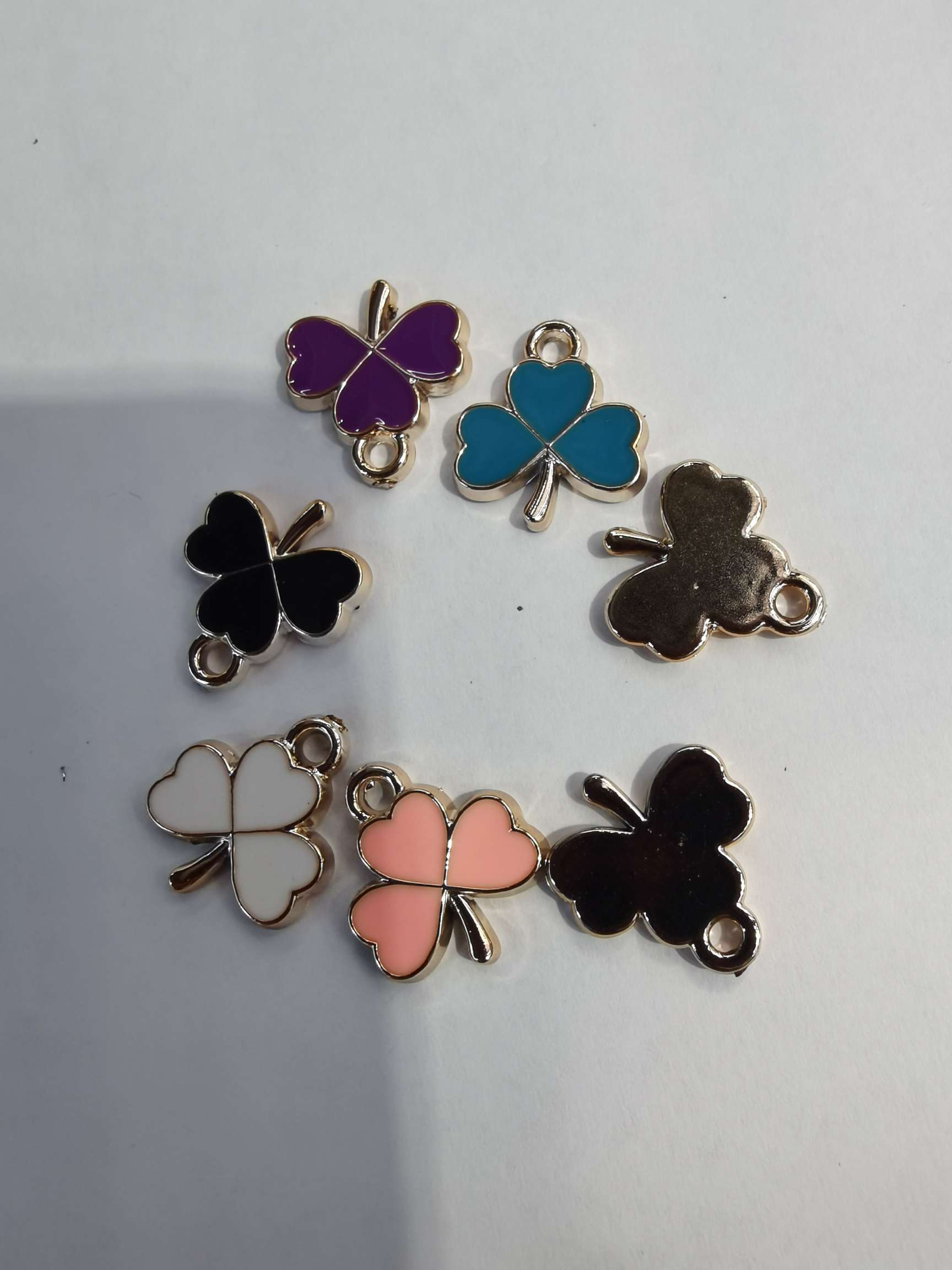 Irish Day Clover exclusive DIY plastic jewelry accessories, earrings, bracelets, pendants and other accessories, a pack of 500 pieces detail image 4