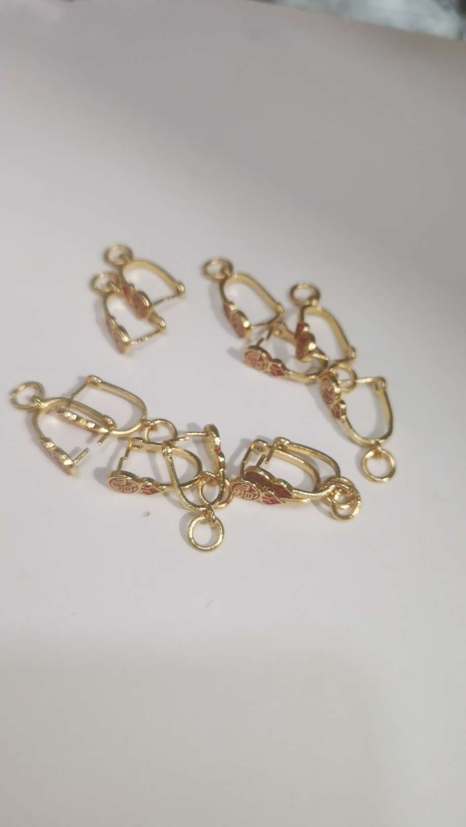 Fashionable, trendy, versatile and safe pendant