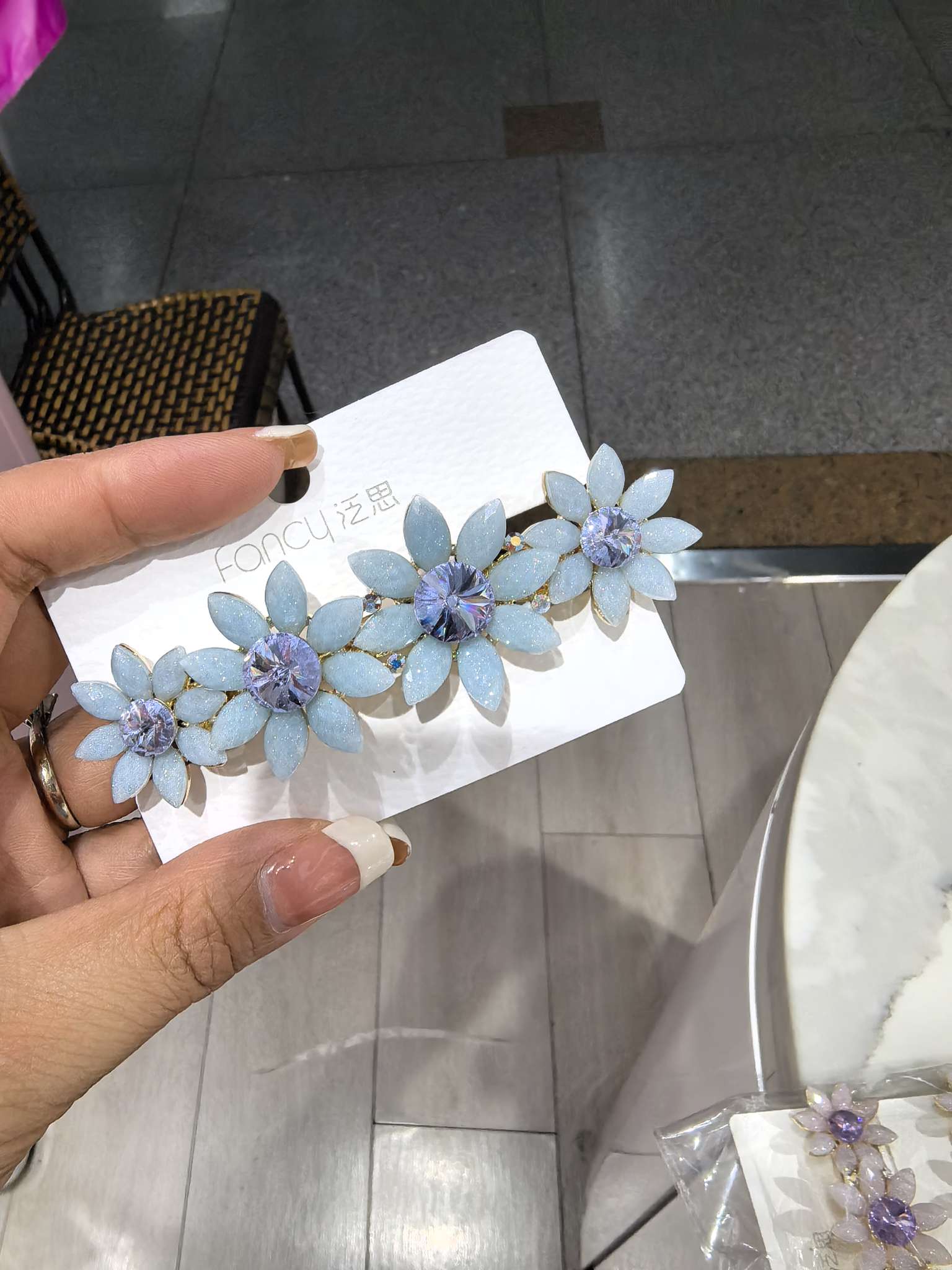 地摊热销国旗主题几何镂空鸭夹 头饰插梳发饰 饰品梳子夹子 简约时尚女士日常配饰