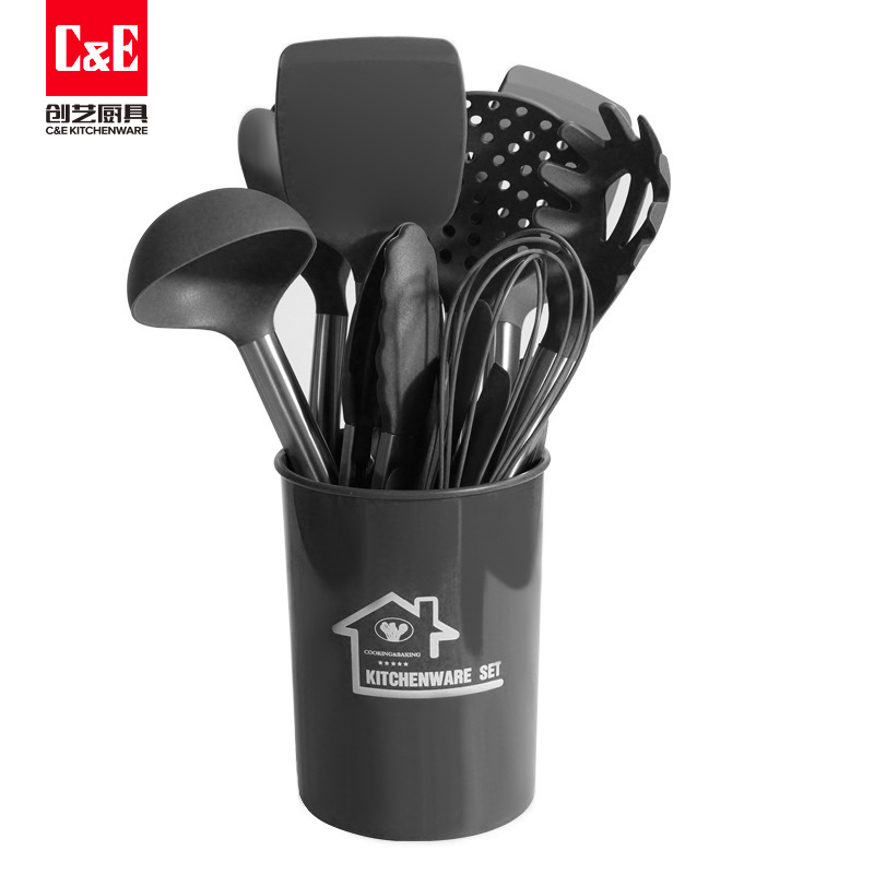 C&E Creative Kitchenware 15-piece set: Spatula, spoons, rice noodle steaks, food tongs, egg beater with storage bucket for kitchen use Application Scenario
