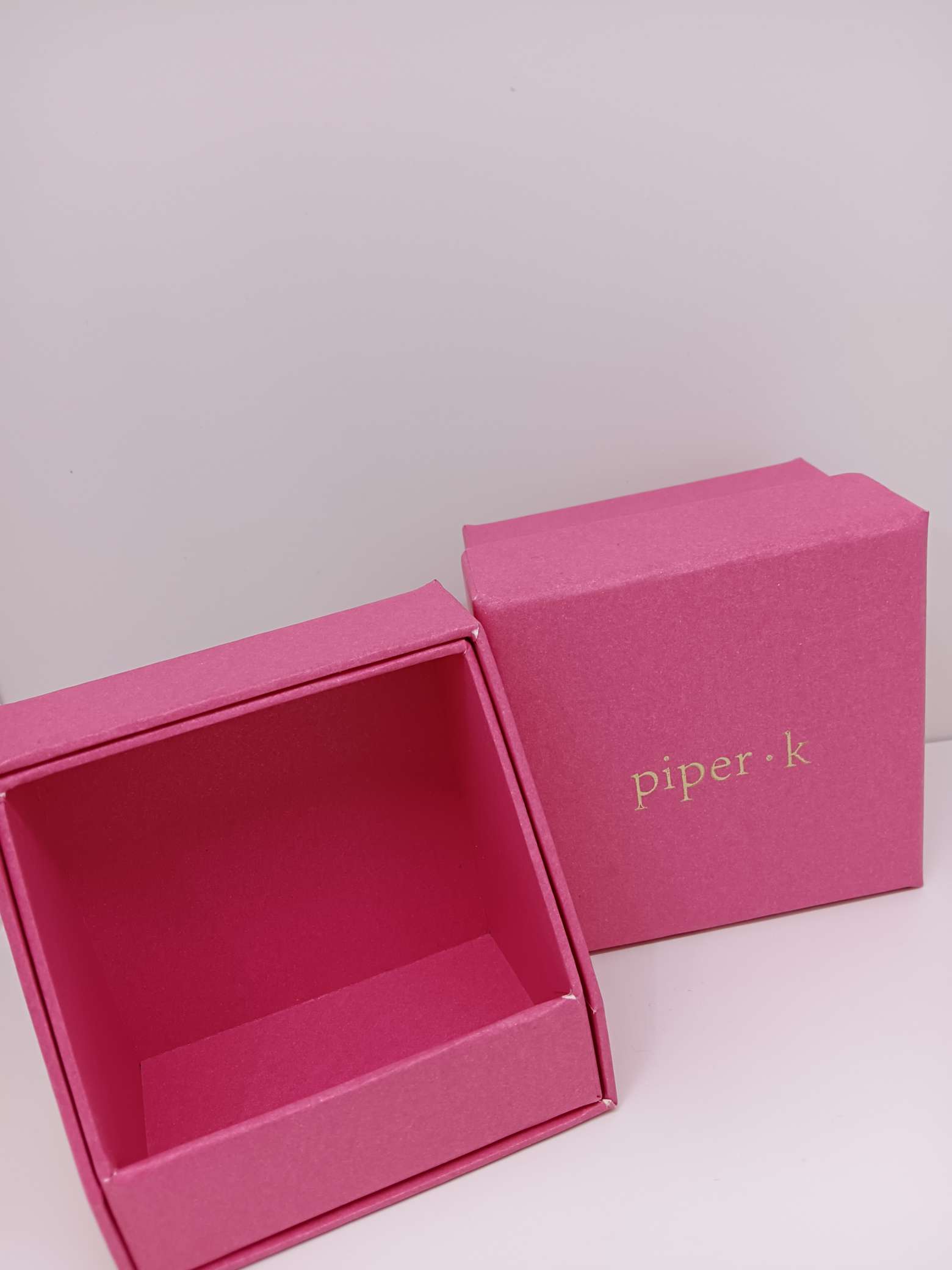 Factory direct sales, earrings boxes, bracelet packaging boxes, high-end jewelry packaging, exquisite jewelry packaging boxes, professional packaging design, custom jewelry box packaging based on samples available Specification image