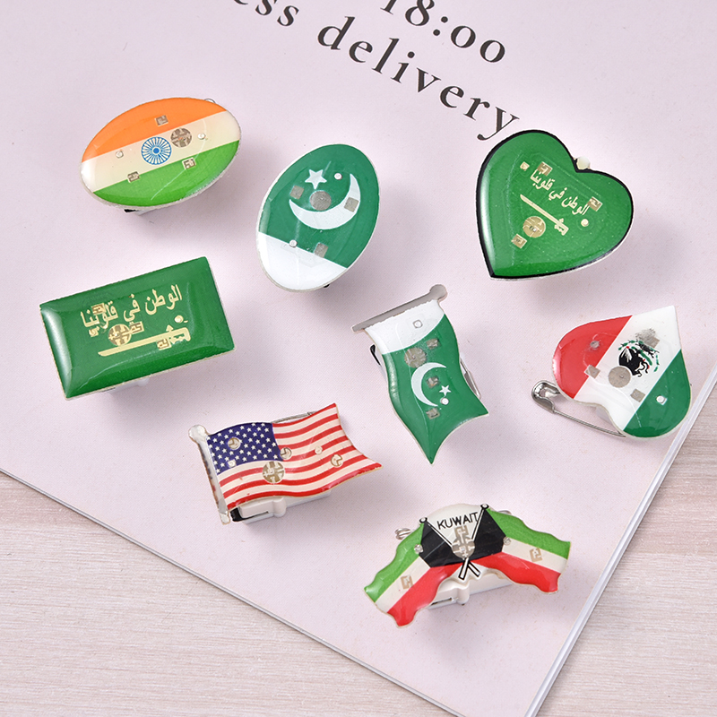 Customize brooches featuring luminous national flags of various countries Item Picture