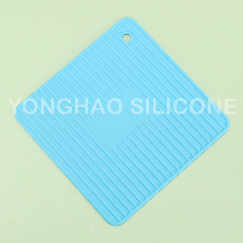 Kitchen Waterproof Placemats Silicone Insulation Table Pad 