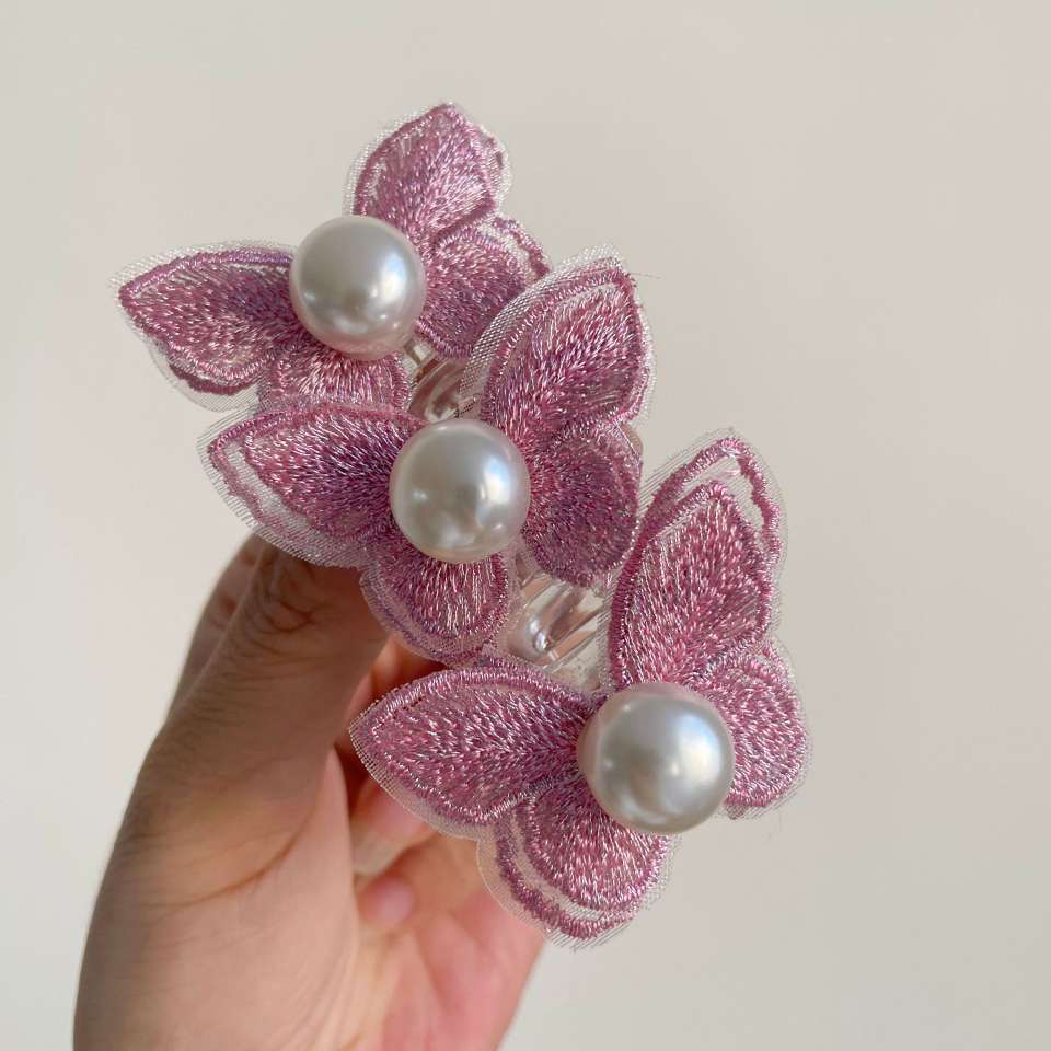 Butterfly Pearl Bubble braid hair tie for Women 2024 New style, high-end French telephone line hair band ponytail hair tie Application Scenario