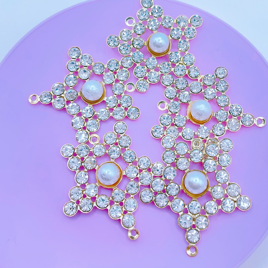 New diamond-encrusted five-pointed star metal accessories, DIY handmade hair ornaments, brooches, clothing, shoes, hats, bags, accessories, materials, decorative accessories, earrings, pendants, necklaces, decorative pendants, CCB pendants Item Picture