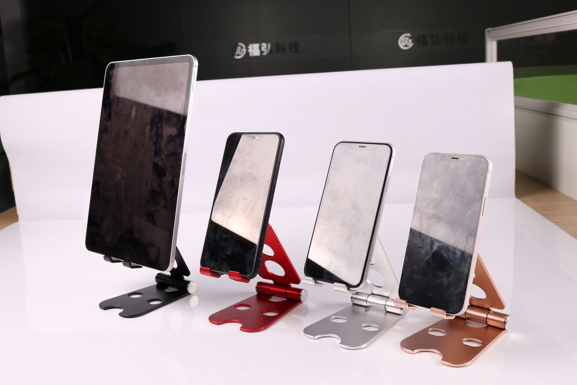 Double-folding phone stand, large dual-rotating shaft adjustable, large foldable storage, suitable for both mobile phones and tablets