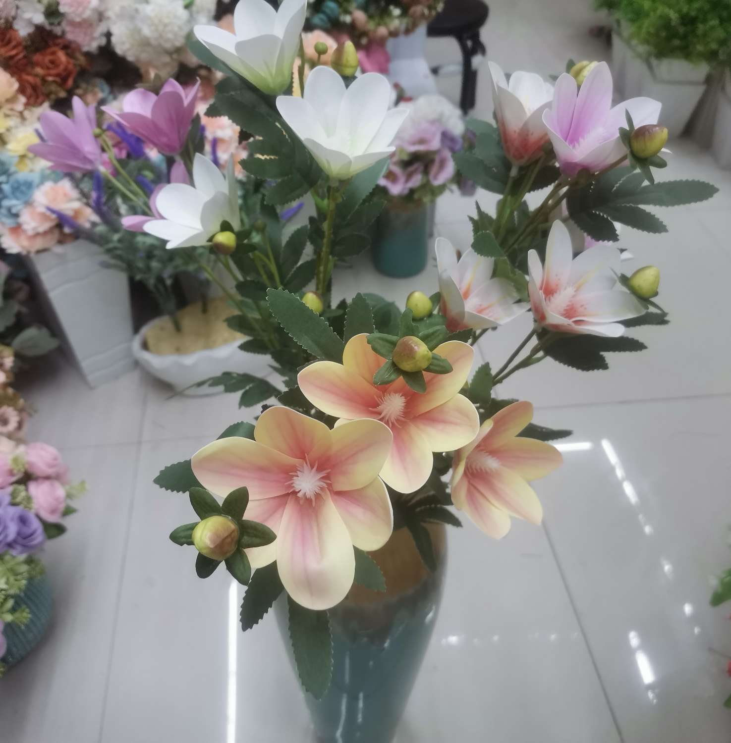家饰精品 仿真花饰高支4头小玉兰3D 仿真玉兰花饰人造花假花产品图