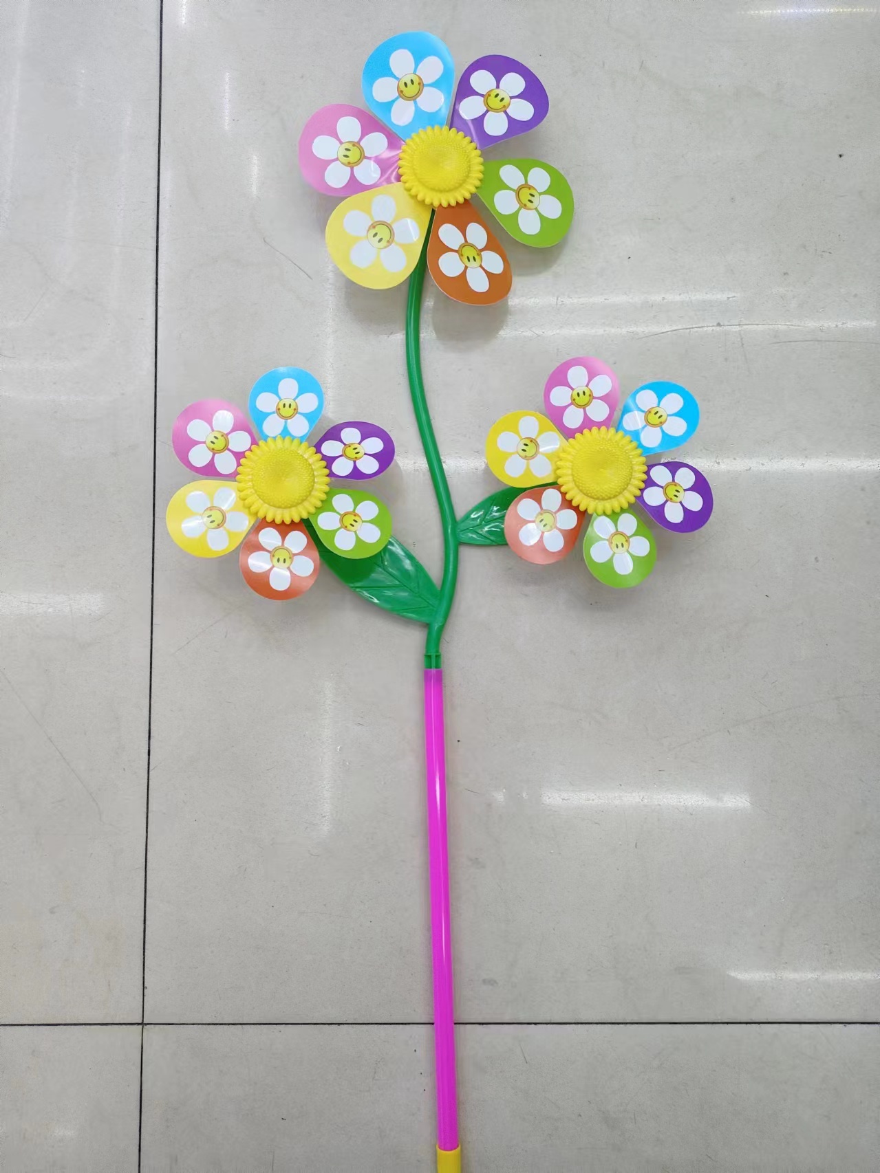 Traditional sports and leisure toys, wooden windmills, small windmills, windmill stools, toy windmills, rotating windmills, children's outdoor toy windmills details Picture