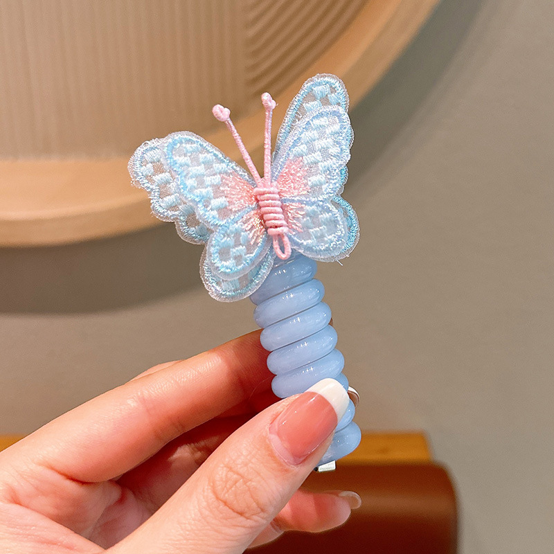 Korean version telephone line hair band, children's hair band, high-end embroidered bow hair band, girls' hair accessory Application Scenario