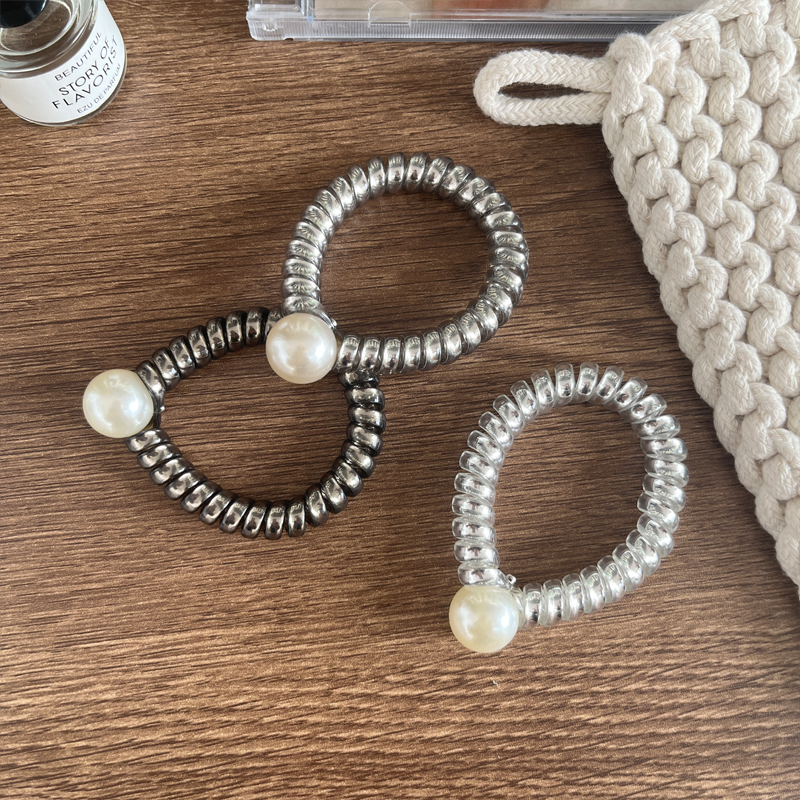 New Korean-style textured imitation pearl telephone line hair tie, hair band, ponytail hair tie, seamless rubber band hair accessory details Picture