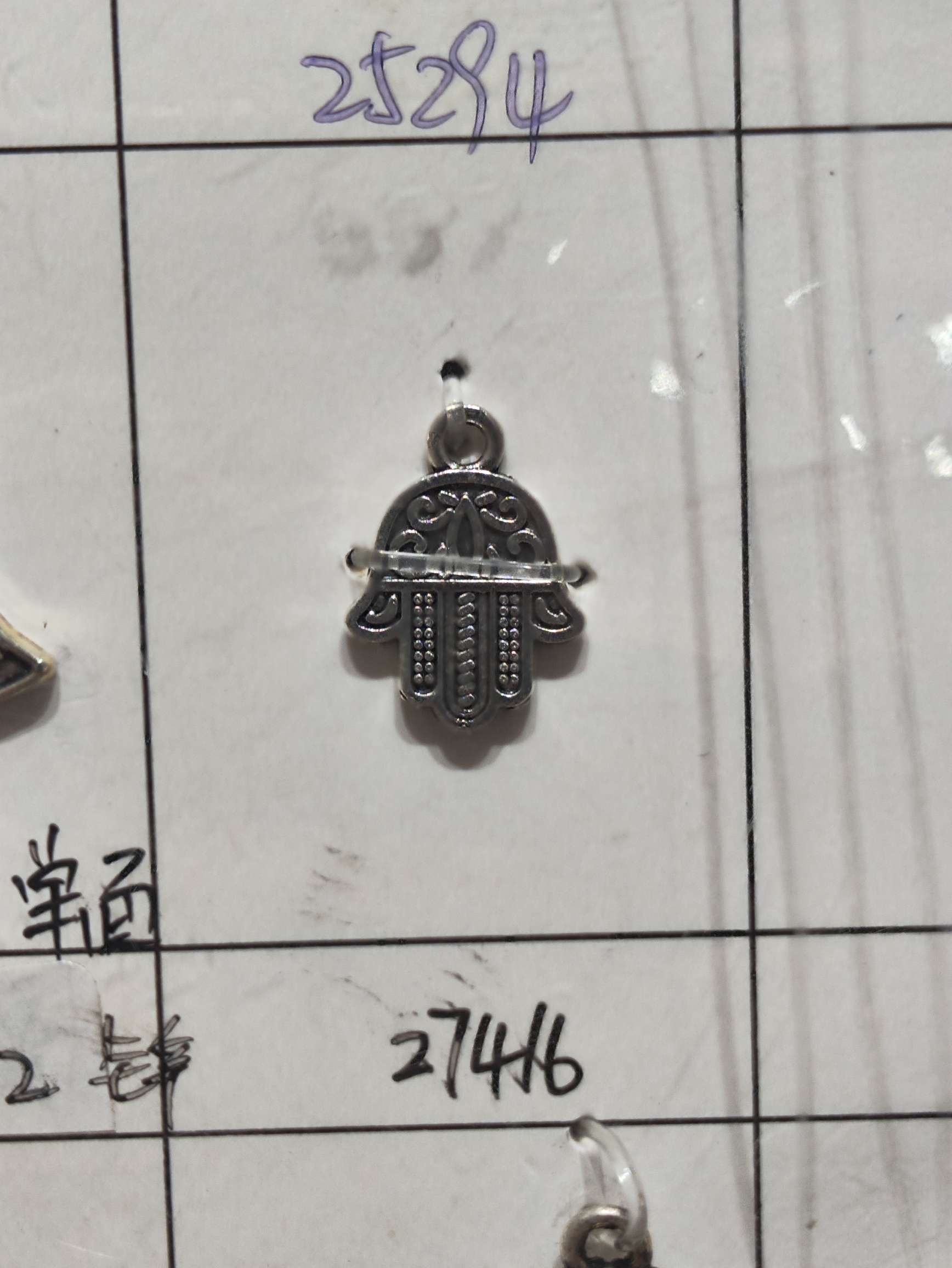 Factory direct sales of Devil's Eye palm diy handcrafted alloy accessories Specification image