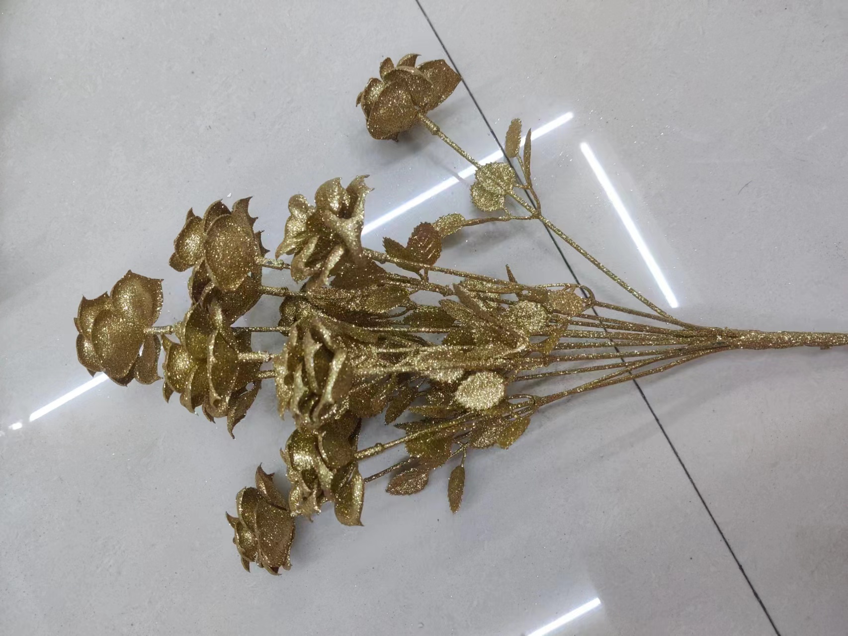 2024 best-selling Christmas artificial flower rose home festive decoration, 7-head and 12-head artificial flowers pic 4