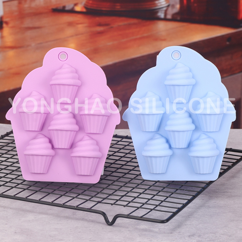 6 Cavity Silicone Ice-cream Ice Ball Maker Muffin Cake Molds