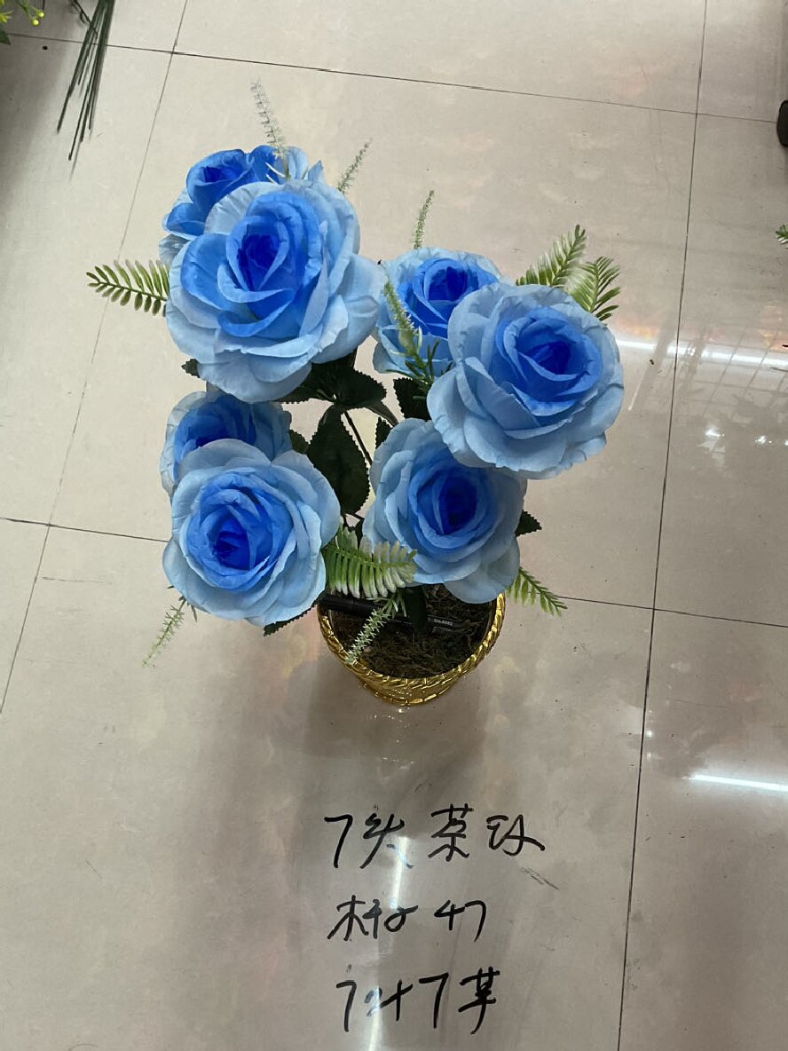 Blue rose, a special artificial flower for the college entrance examination celebration, with highly realistic petals, artificial flower bouquets, artificial flower decorations, indoor decoration, beautification of living Spaces, artificial flowers, artificial flowers, artificial flowers, college entrance examination bouquets