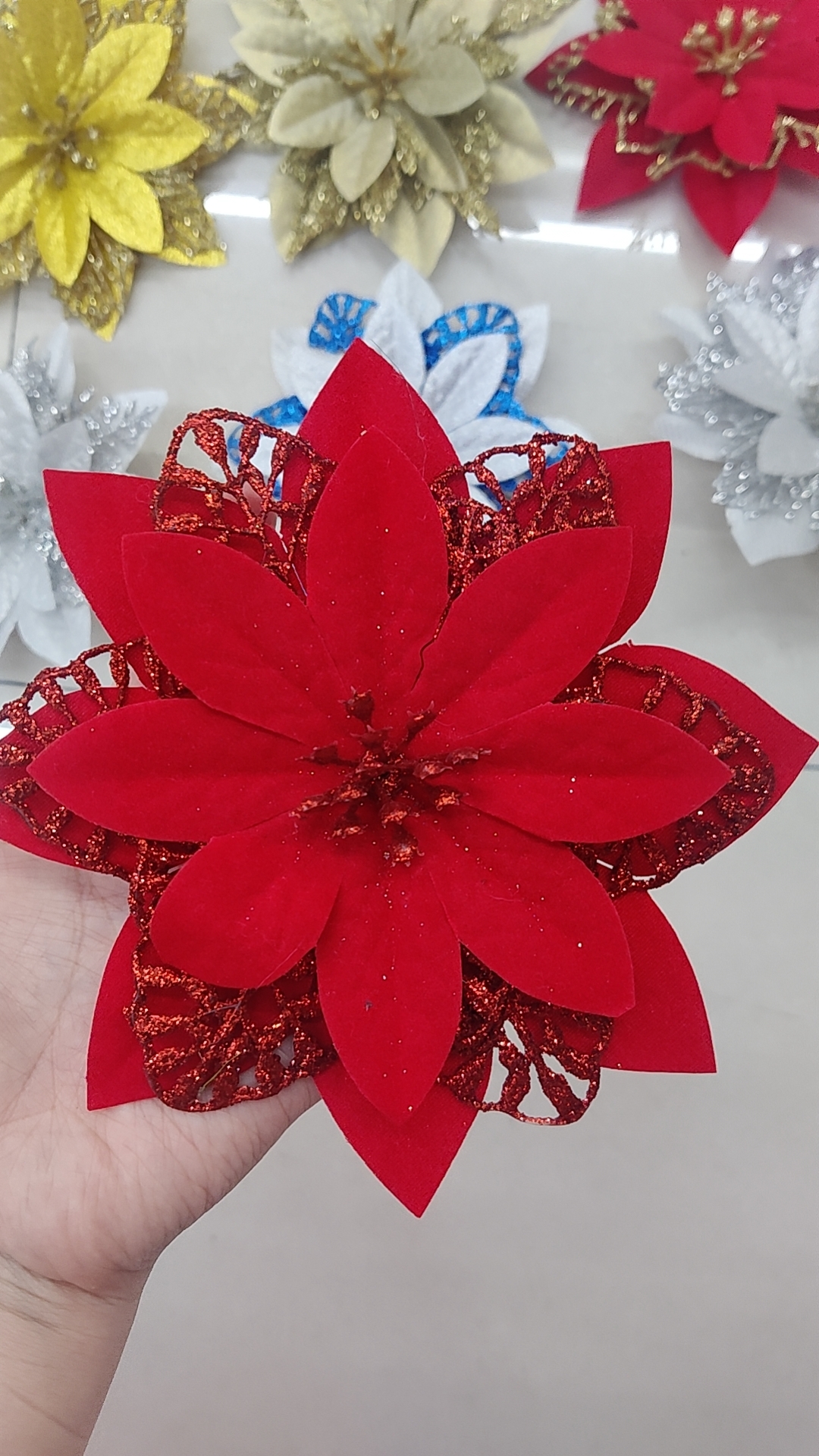 2024 New thin Christmas flower head, 7-petal and 6-petal Christmas decorative flower head simulation flowers details Picture